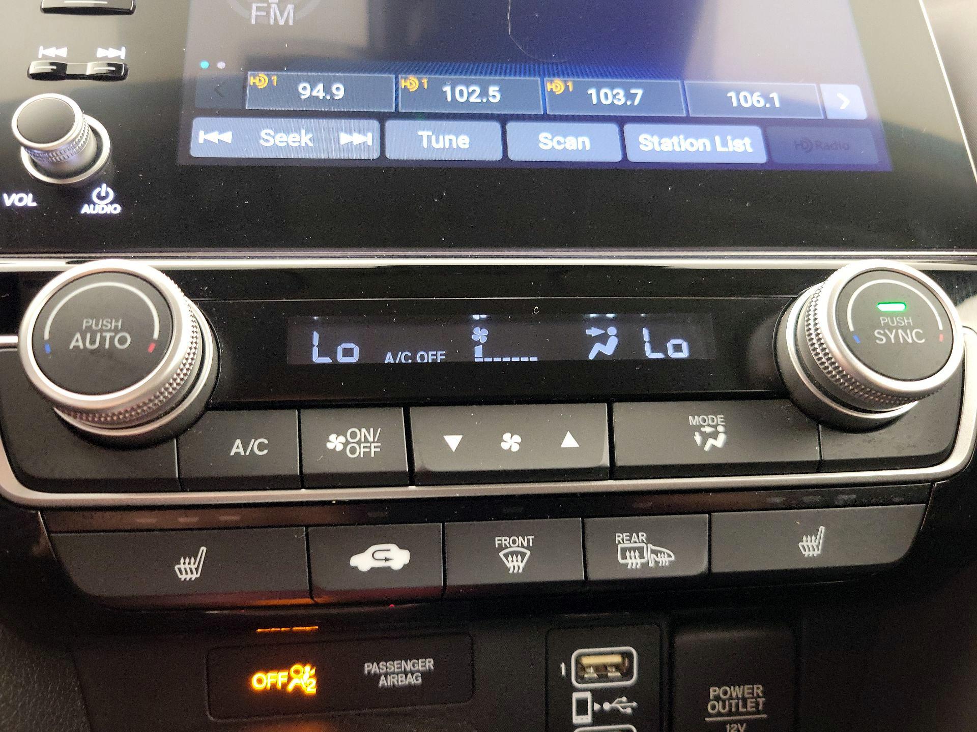 Thumbnail: 2020 Honda Insight - 17