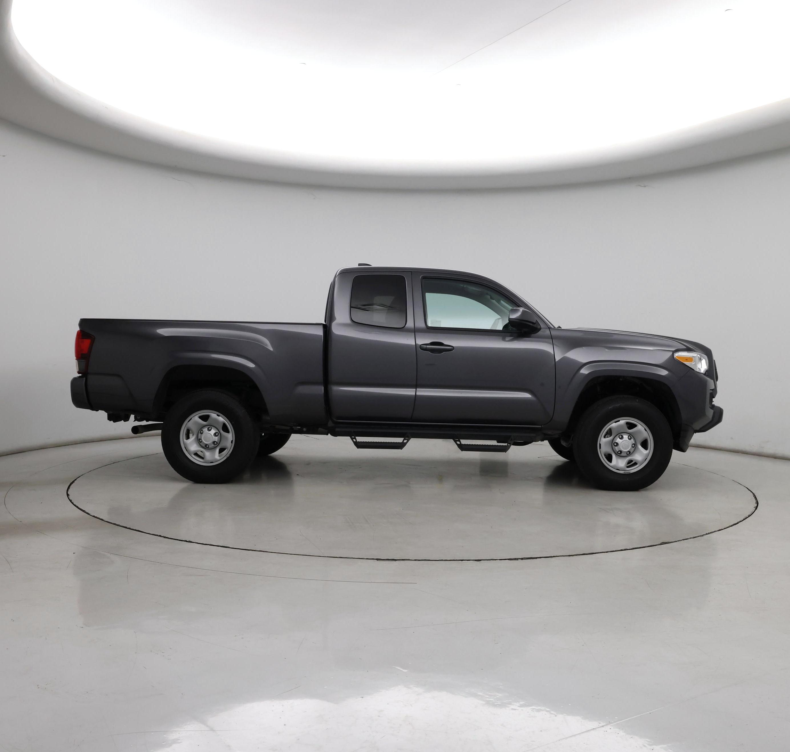 Thumbnail: 2023 Toyota Tacoma - 7