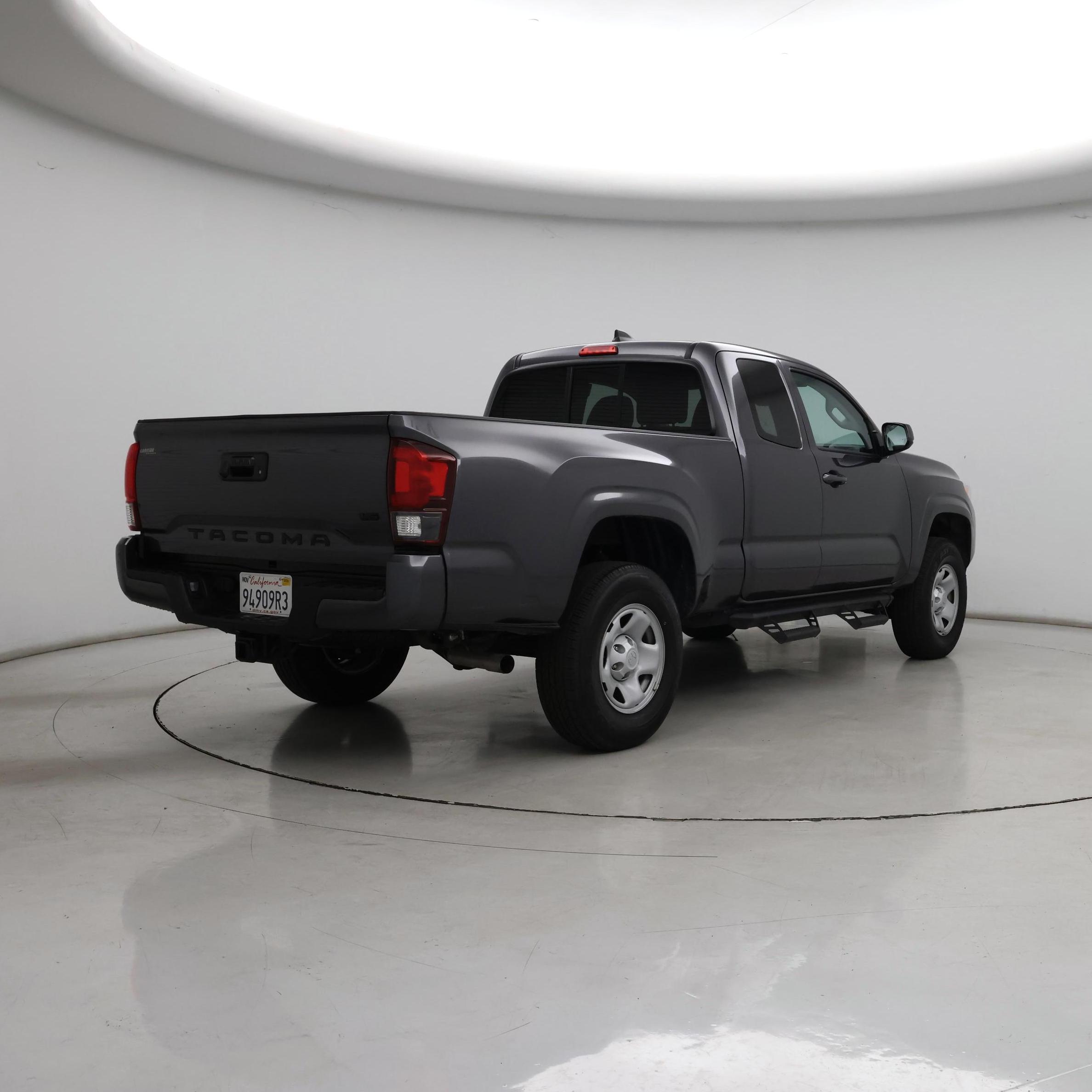 Thumbnail: 2023 Toyota Tacoma - 8