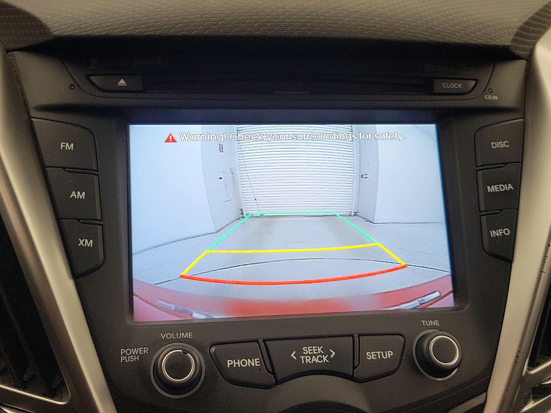 Thumbnail: 2015 Hyundai Veloster - 14