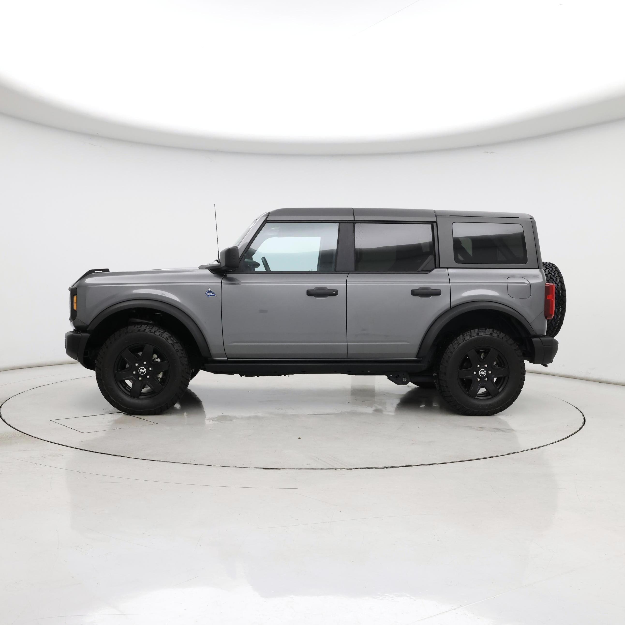 Thumbnail: 2024 Ford Bronco - 3
