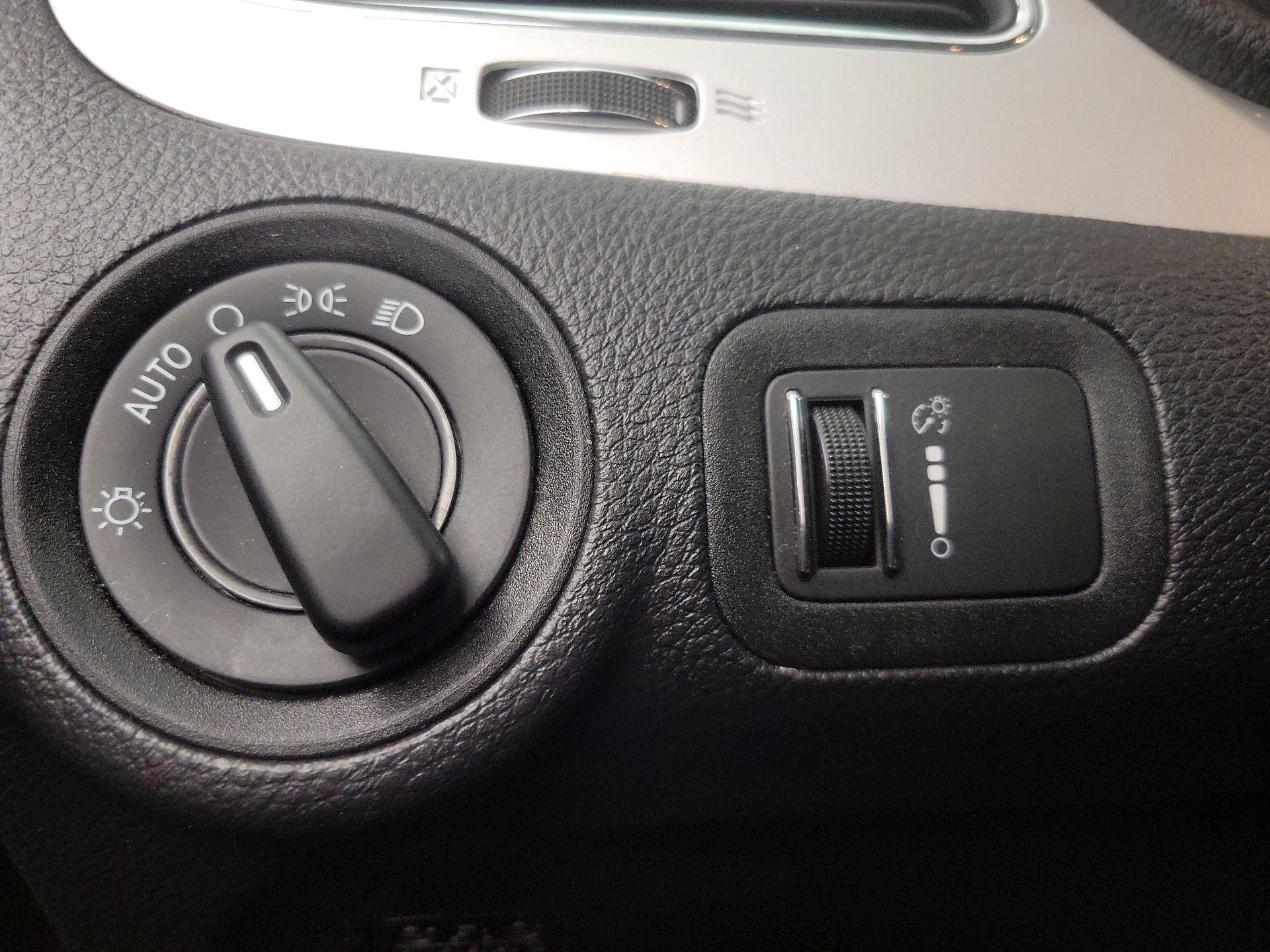 Thumbnail: 2018 Dodge Journey - 13