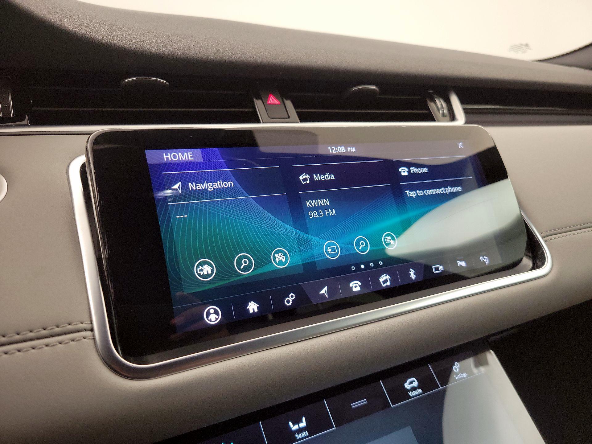 Thumbnail: 2020 Land Rover Range Rover Evoque - 16