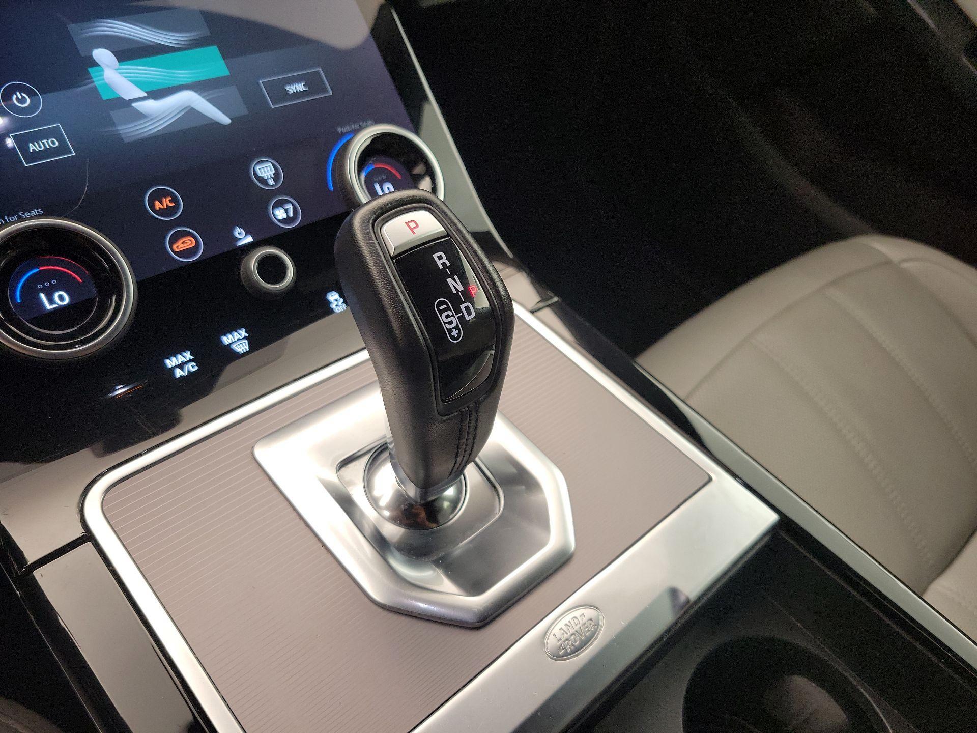 Thumbnail: 2020 Land Rover Range Rover Evoque - 18