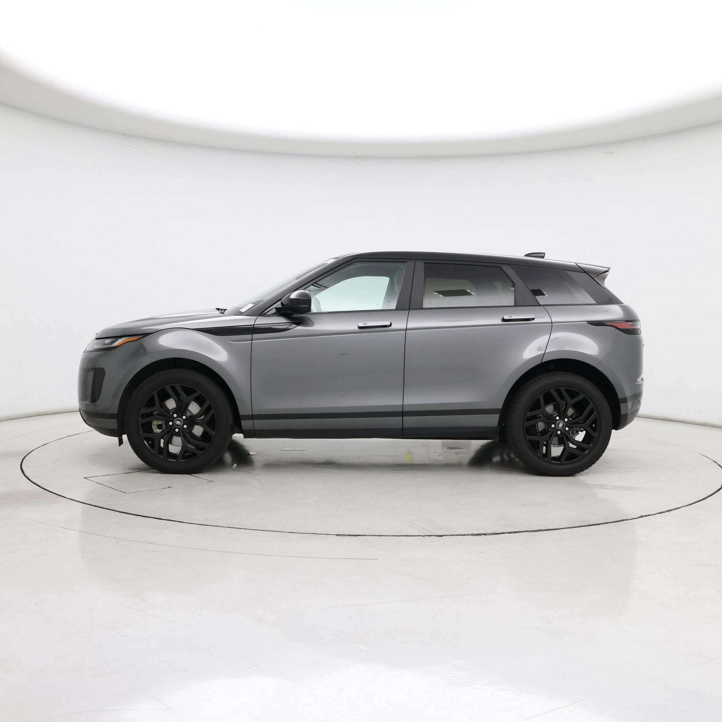 Thumbnail: 2020 Land Rover Range Rover Evoque - 3