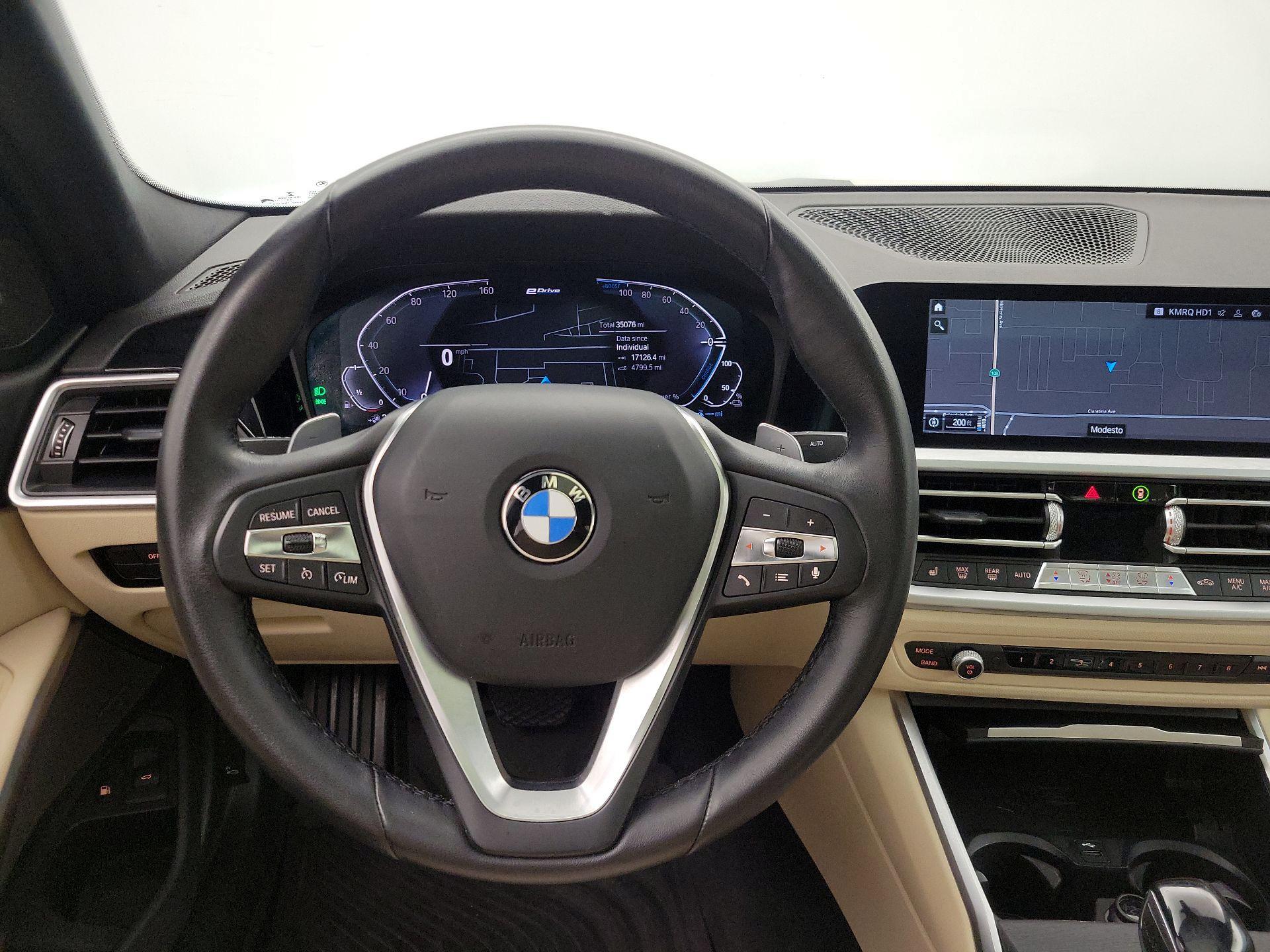 Thumbnail: 2021 BMW 3 Series - 10
