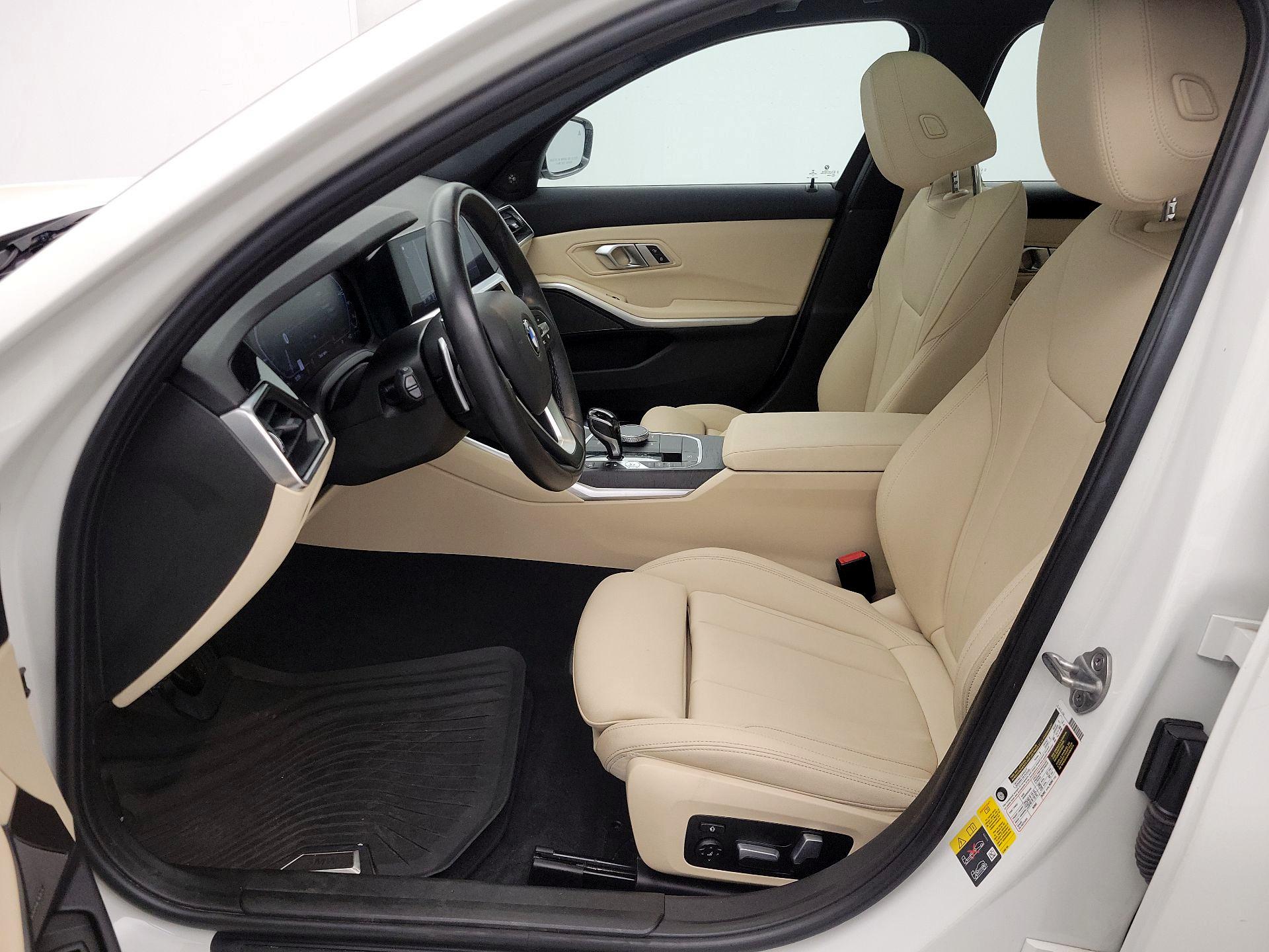 Thumbnail: 2021 BMW 3 Series - 11