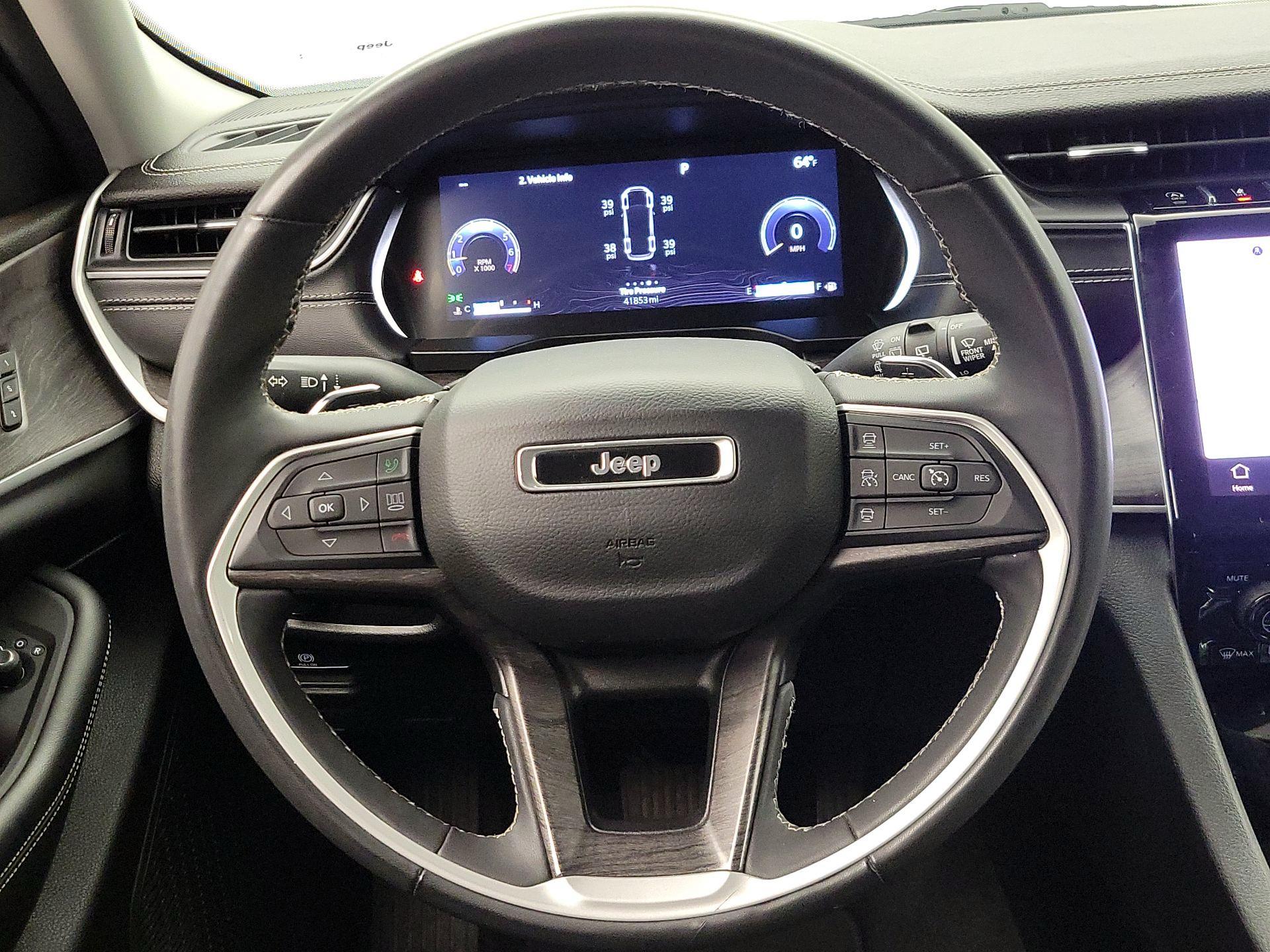 Thumbnail: 2023 Jeep Grand Cherokee L - 10