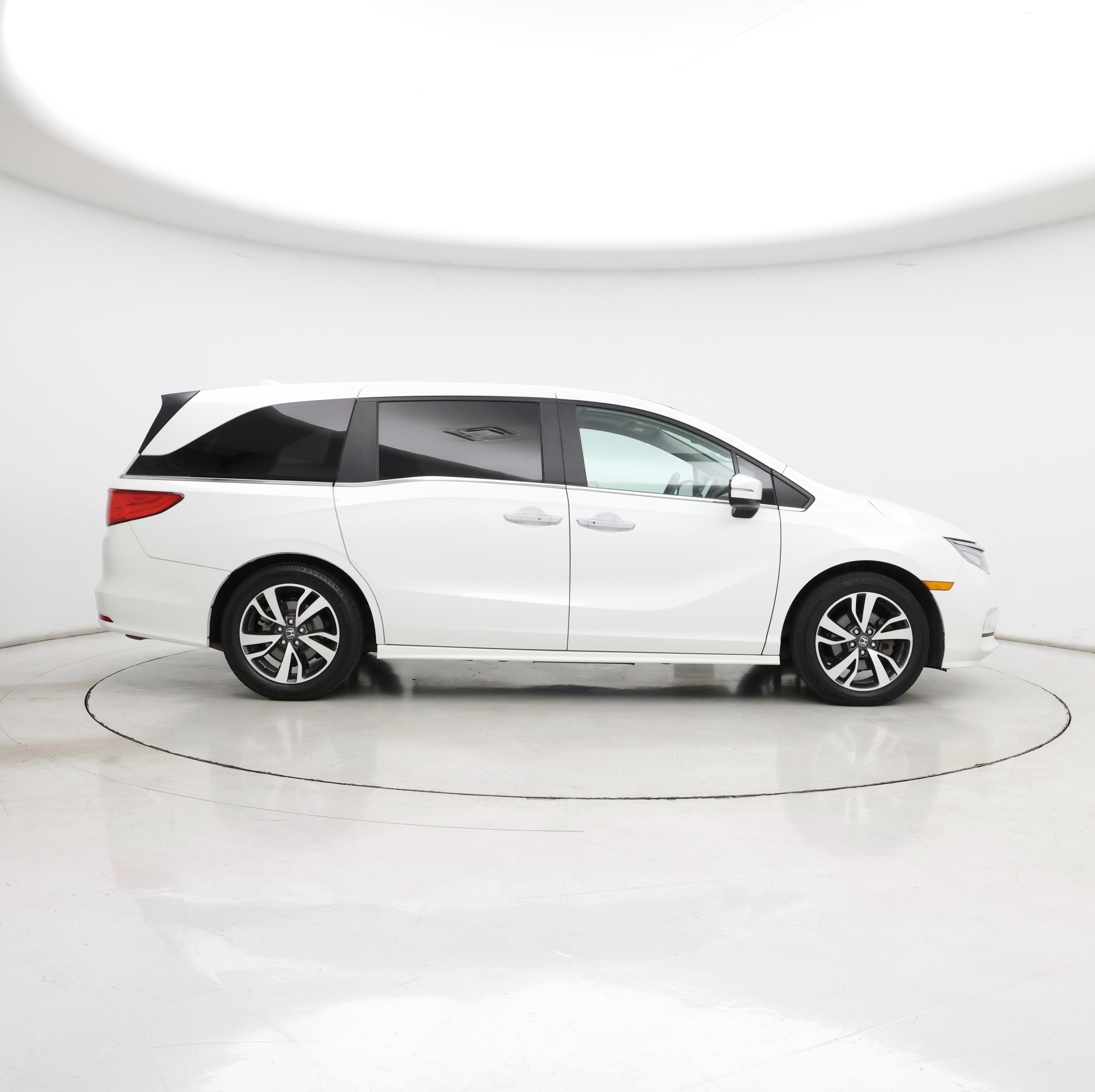 Thumbnail: 2022 Honda Odyssey - 7