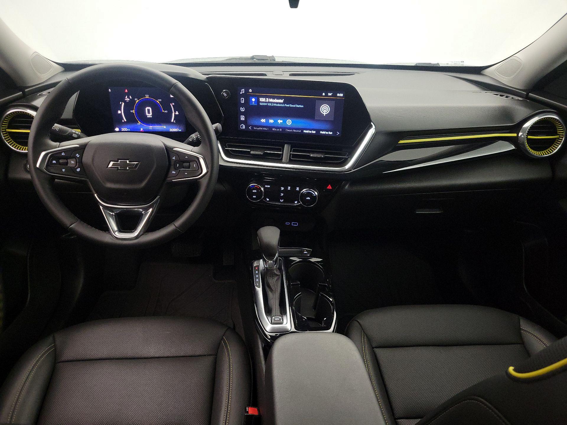 Thumbnail: 2025 Chevrolet Trax - 9