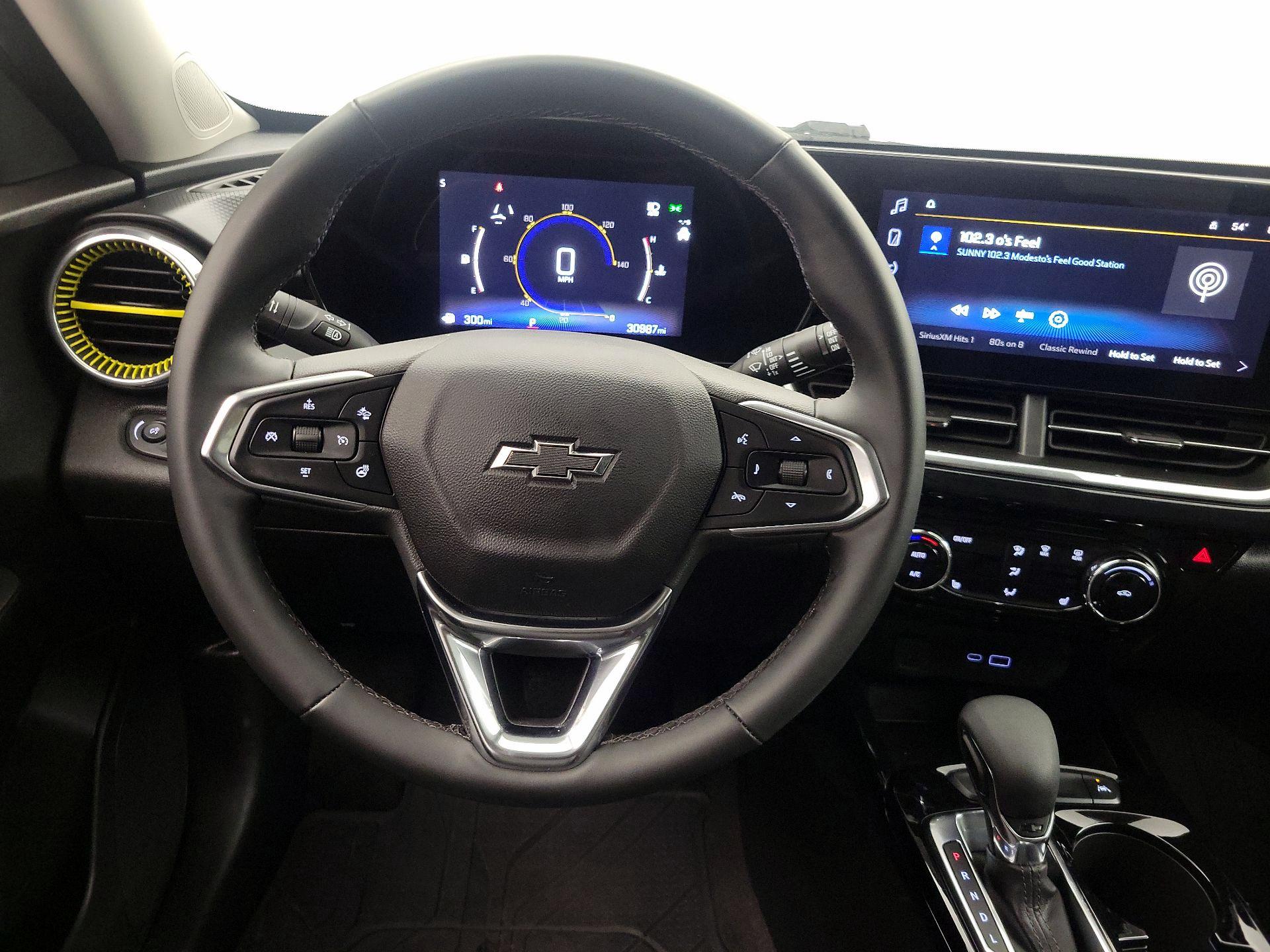 Thumbnail: 2025 Chevrolet Trax - 10