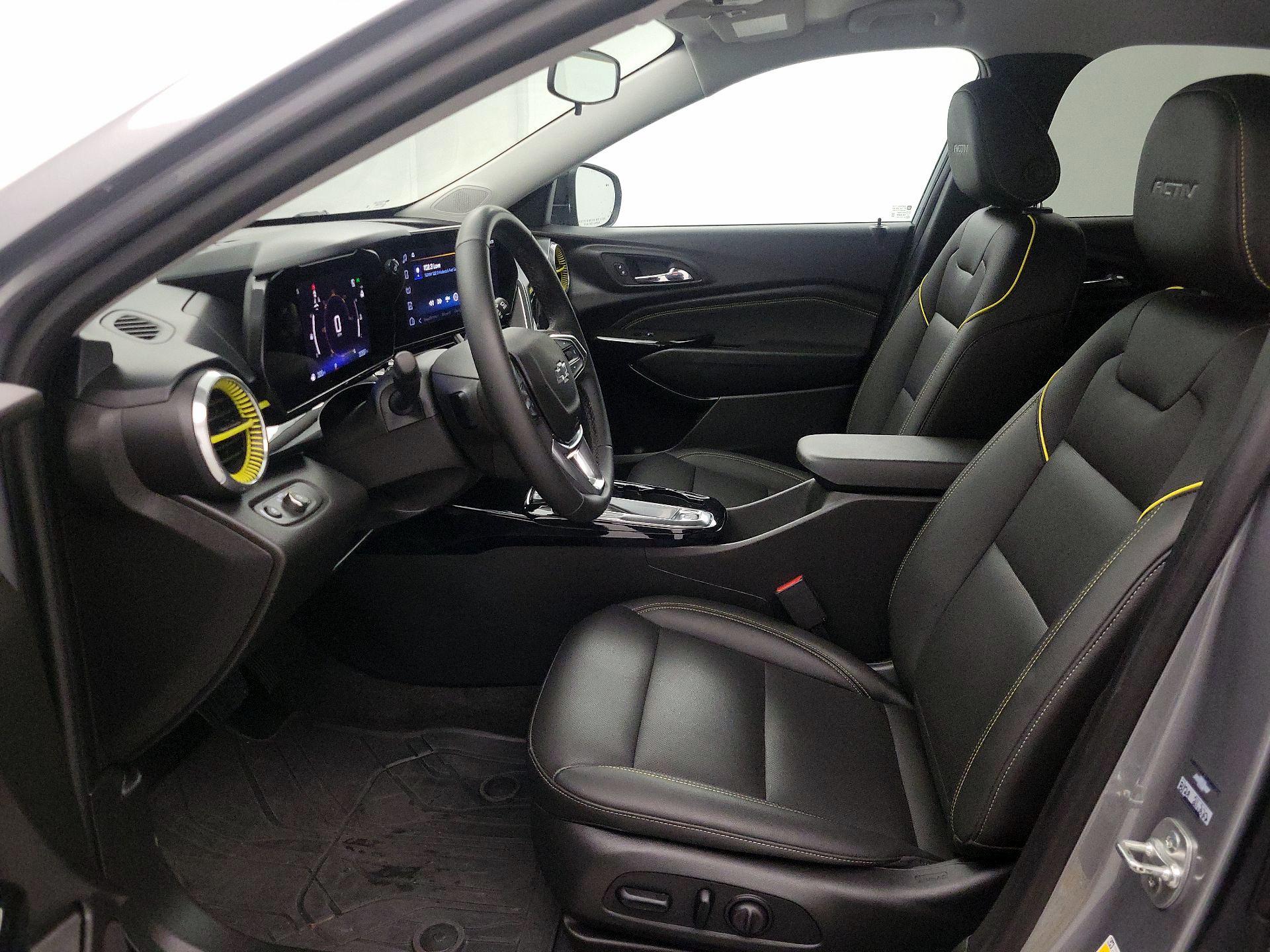 Thumbnail: 2025 Chevrolet Trax - 11