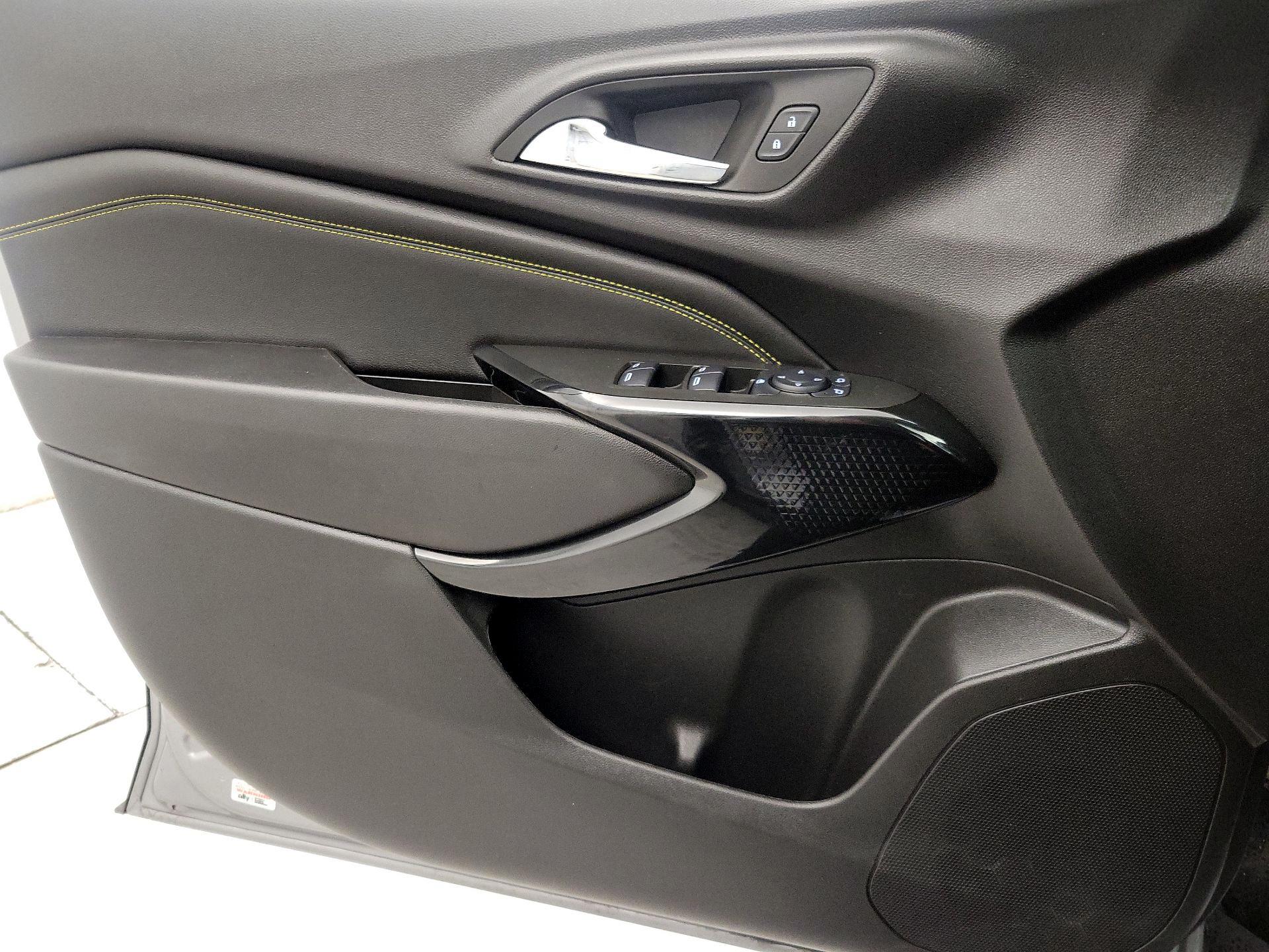 Thumbnail: 2025 Chevrolet Trax - 12