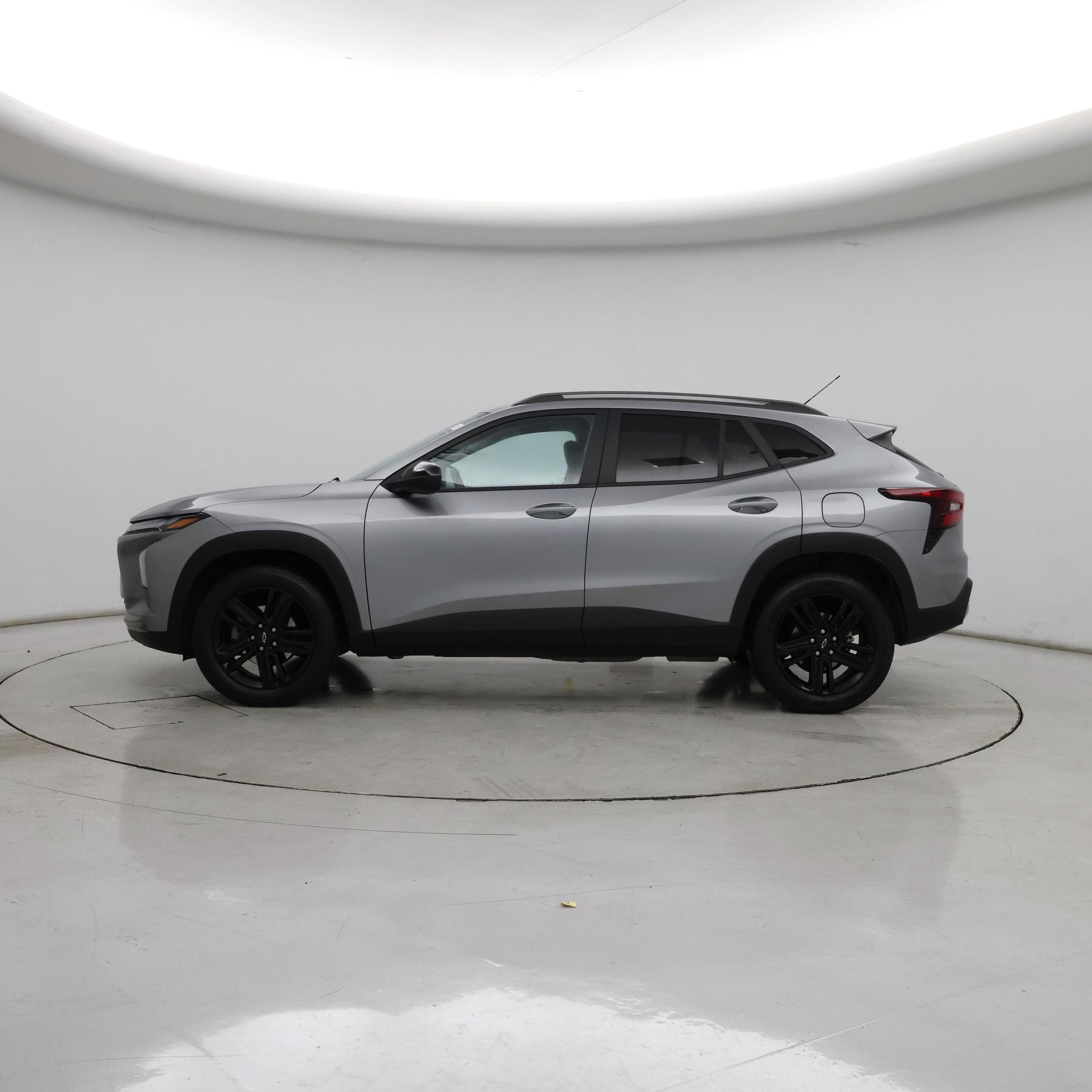 Thumbnail: 2025 Chevrolet Trax - 3