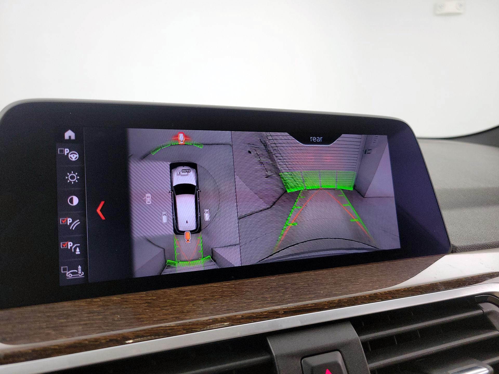 Thumbnail: 2021 BMW X3 - 15