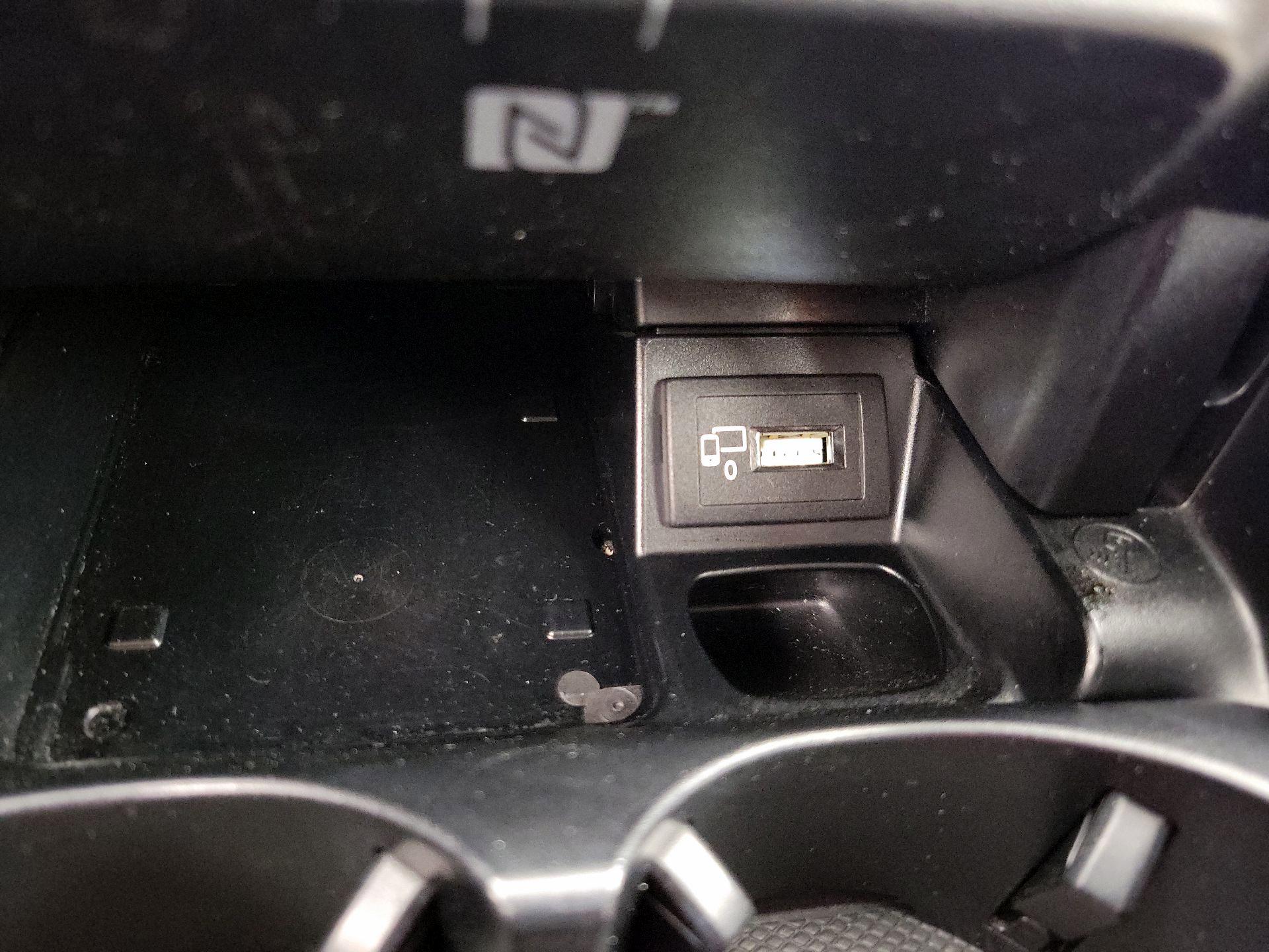 Thumbnail: 2018 Mercedes-Benz E-Class - 19