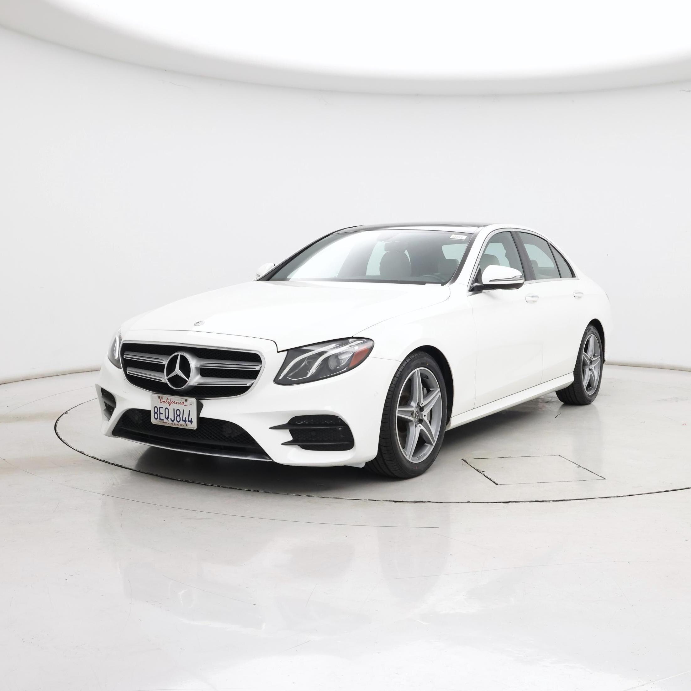 Thumbnail: 2018 Mercedes-Benz E-Class - 4