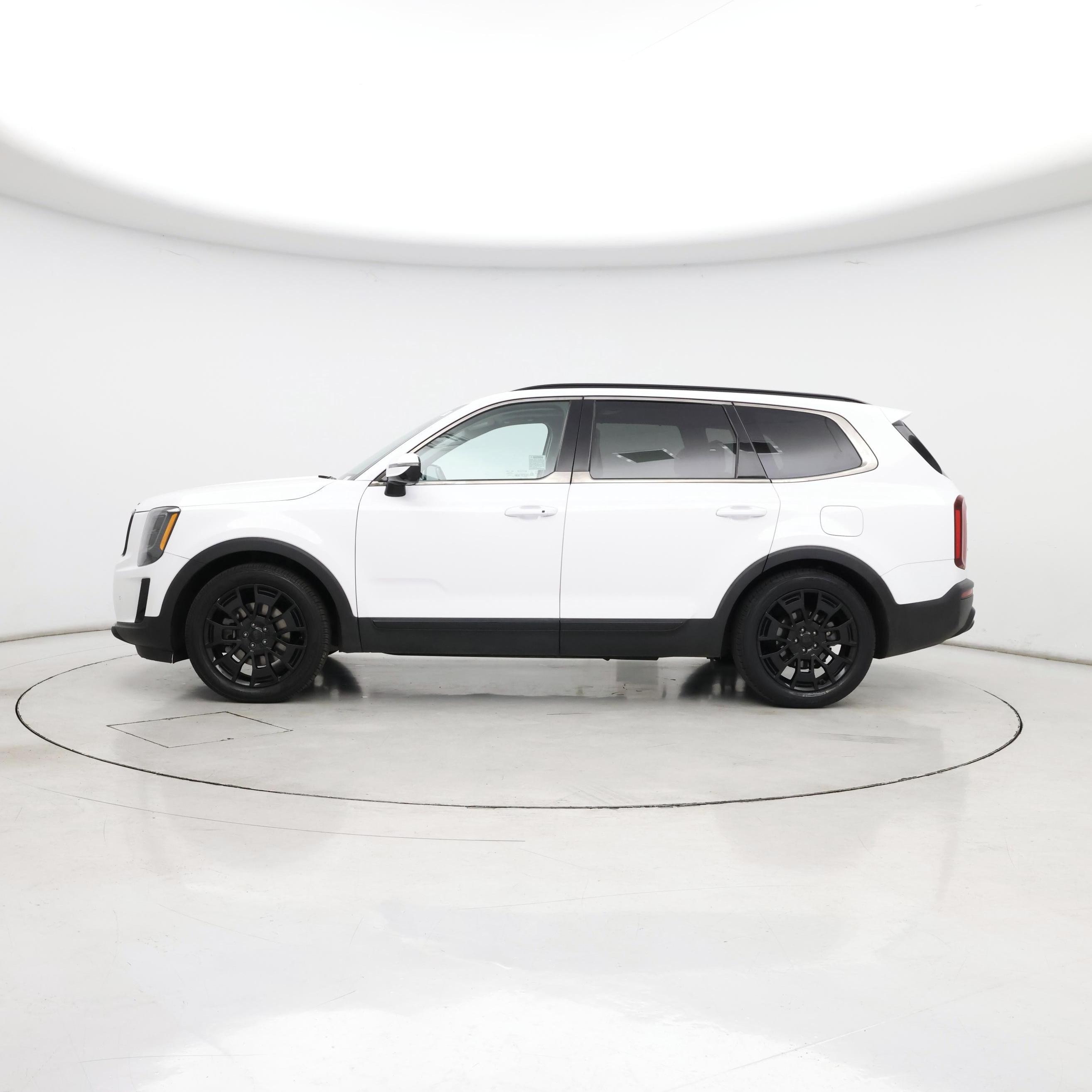 Thumbnail: 2021 Kia Telluride - 3