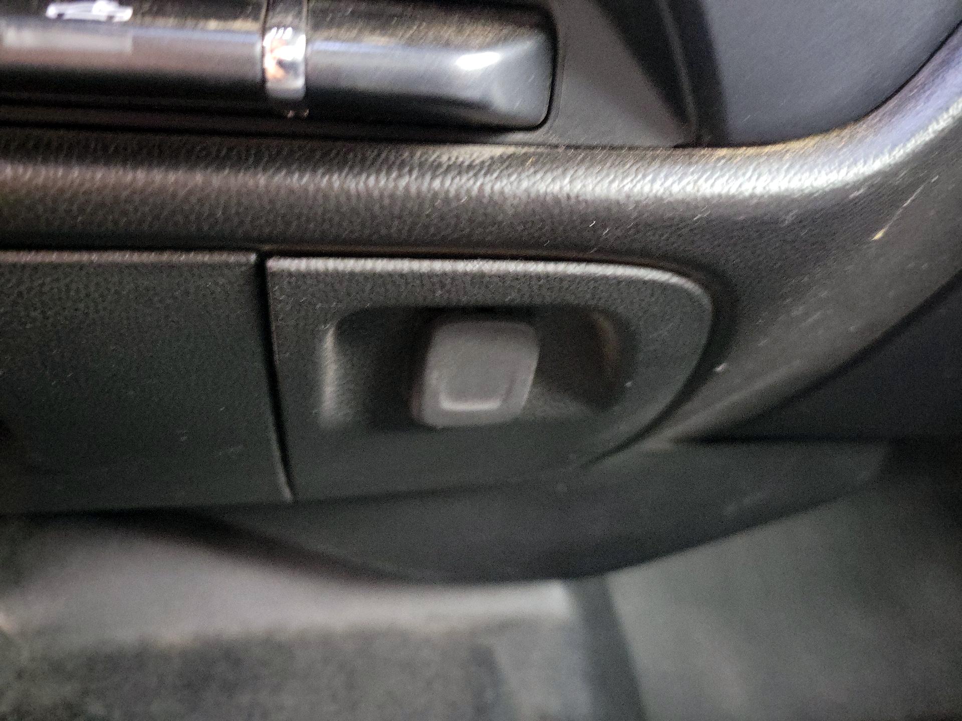 Thumbnail: 2019 Chevrolet Silverado 1500 - 18