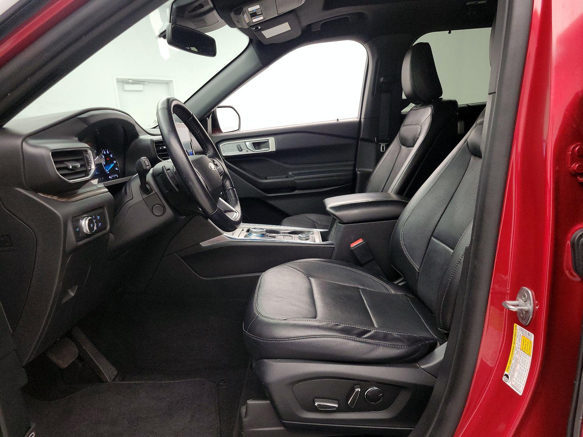 Thumbnail: 2020 Ford Explorer - 11