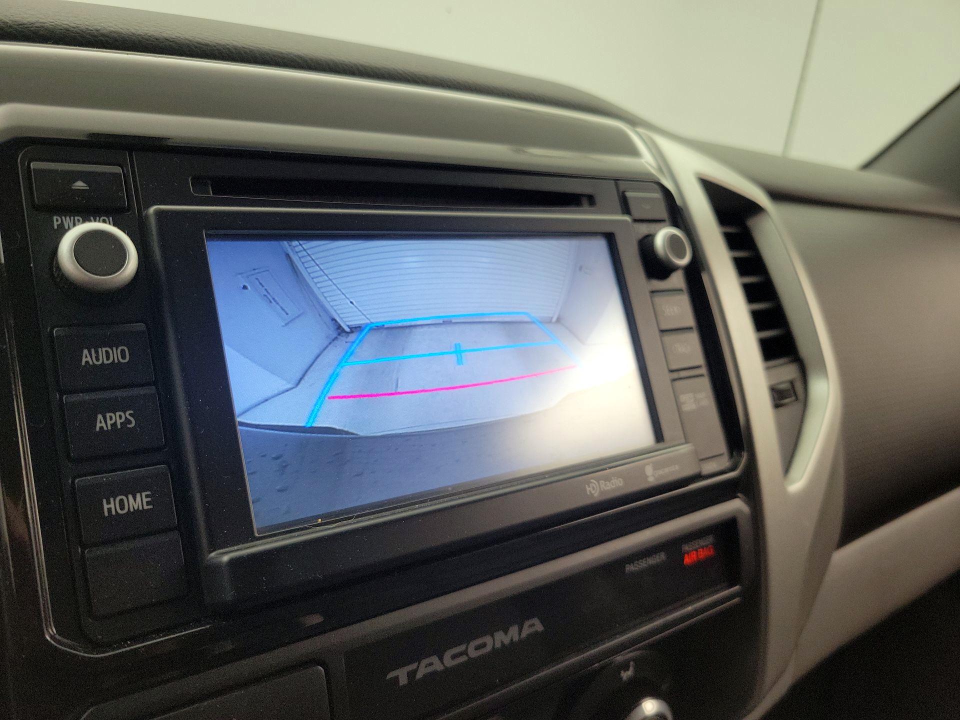 Thumbnail: 2015 Toyota Tacoma - 15