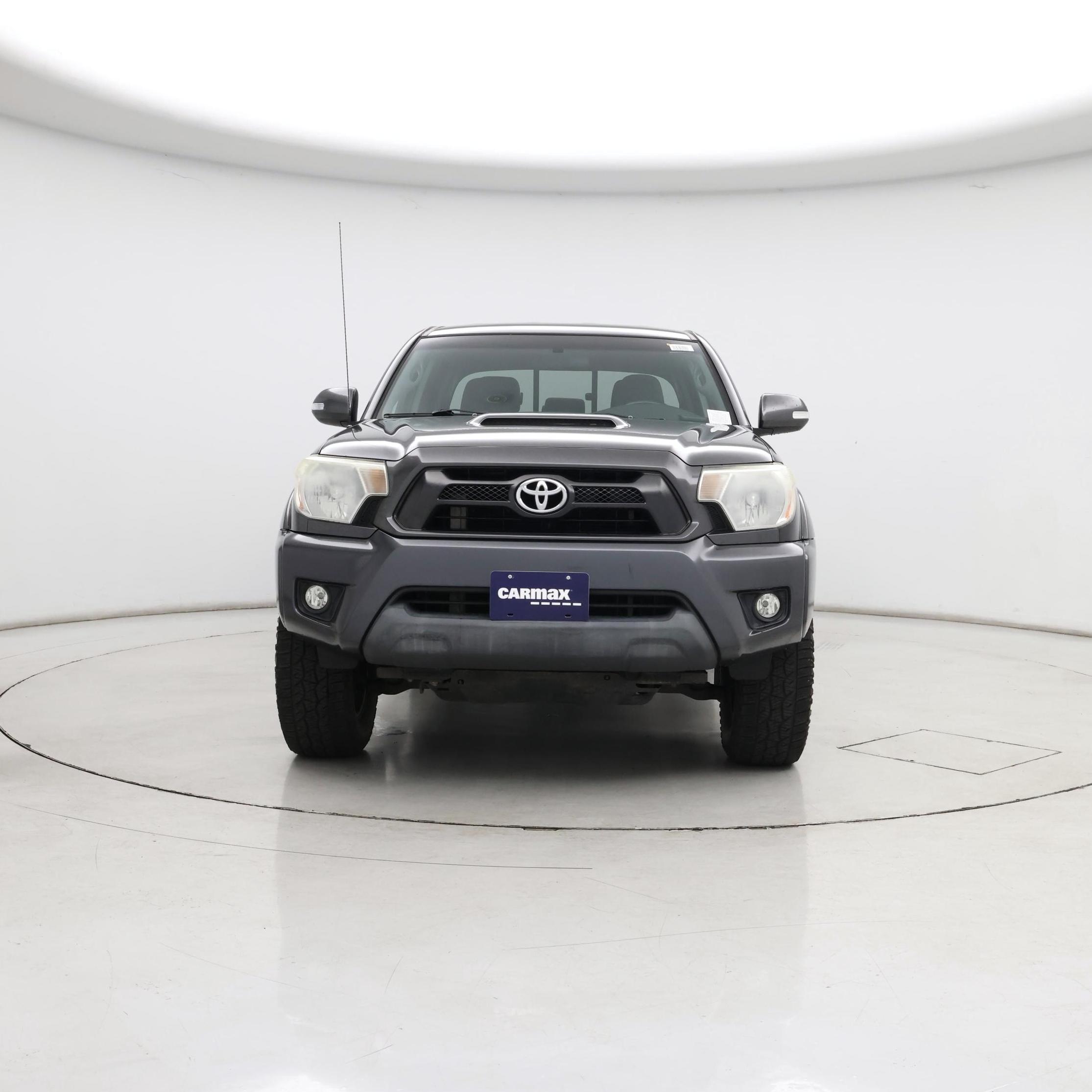 Thumbnail: 2015 Toyota Tacoma - 5