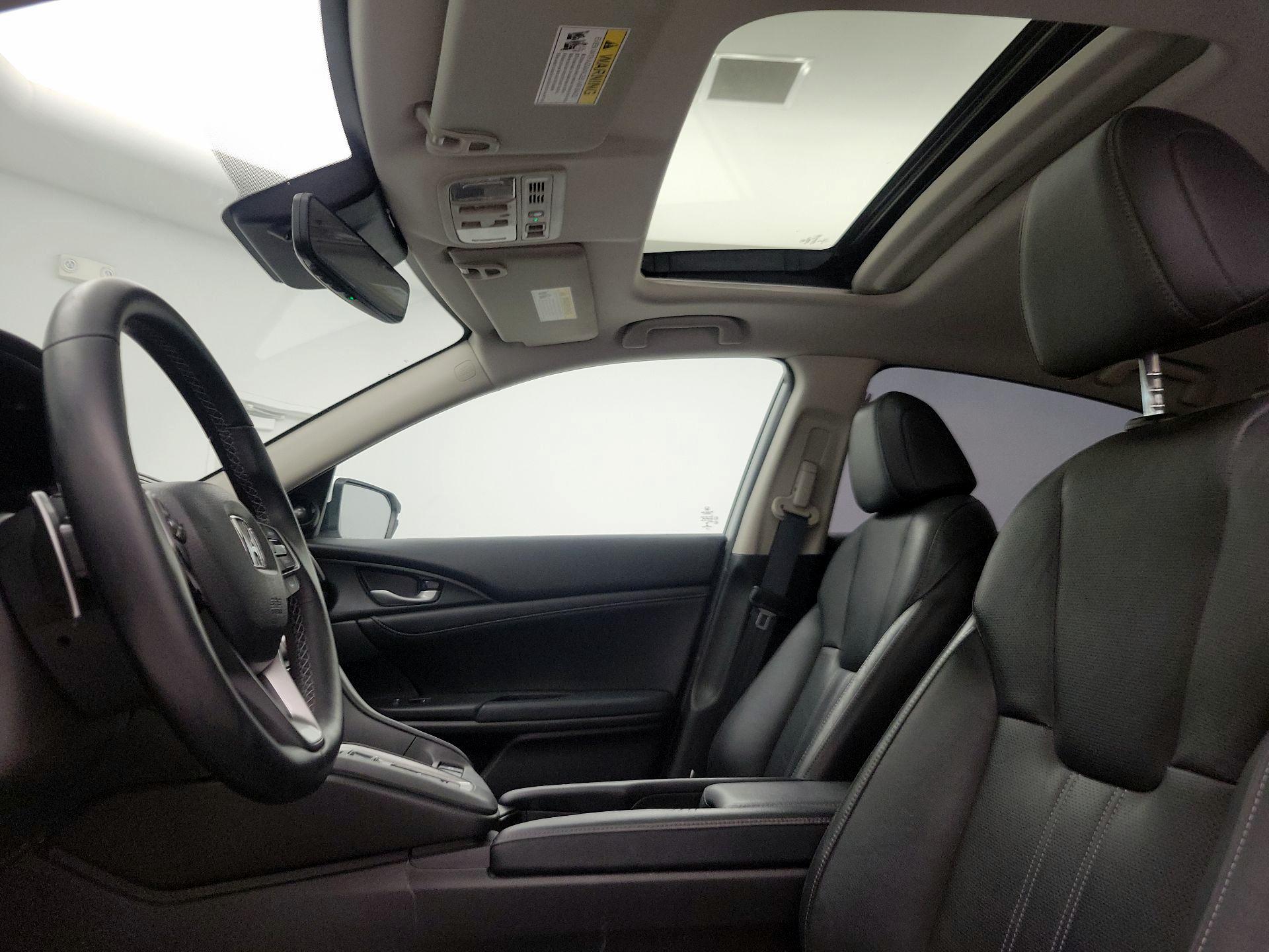 Thumbnail: 2019 Honda Insight - 20