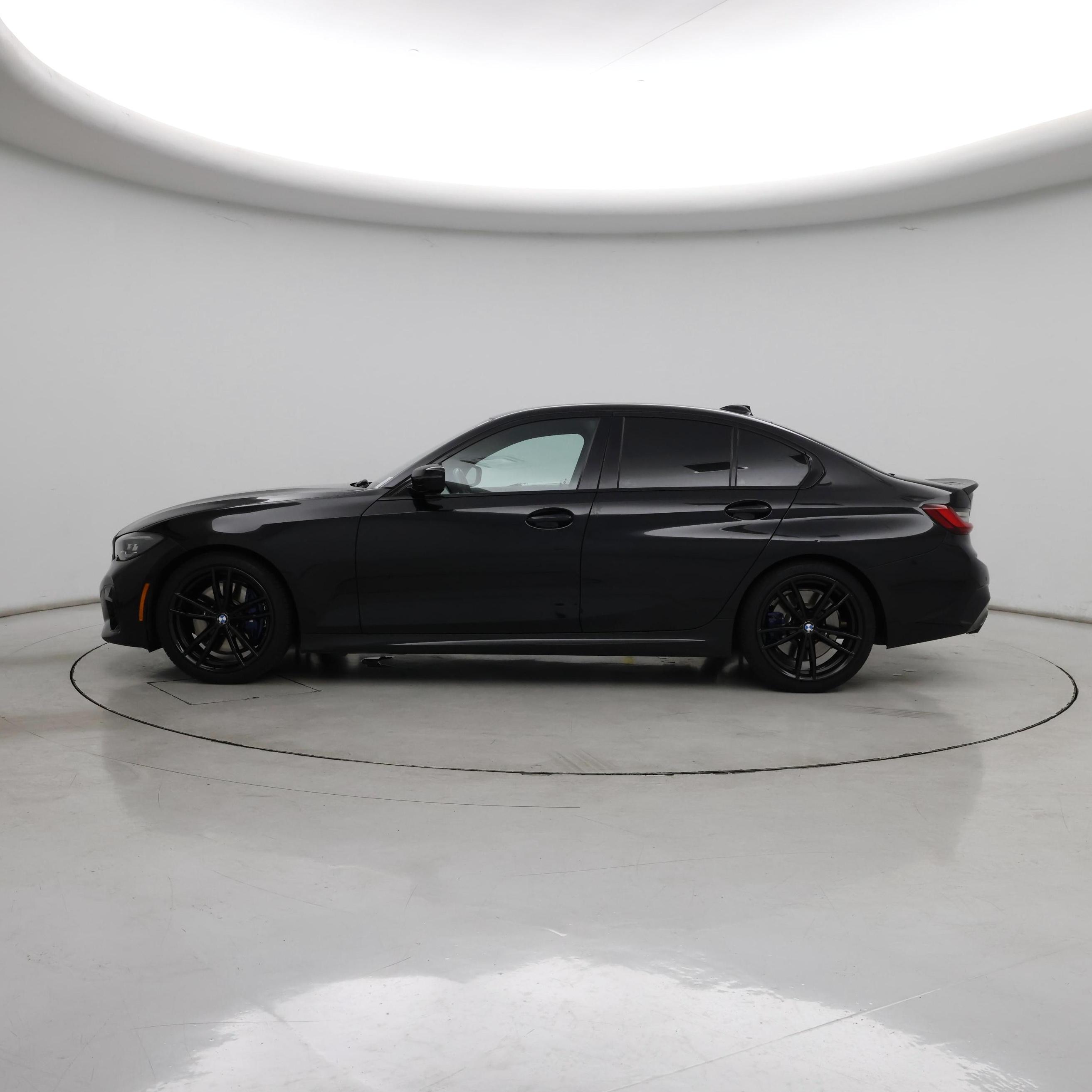 Thumbnail: 2022 BMW 3 Series - 3