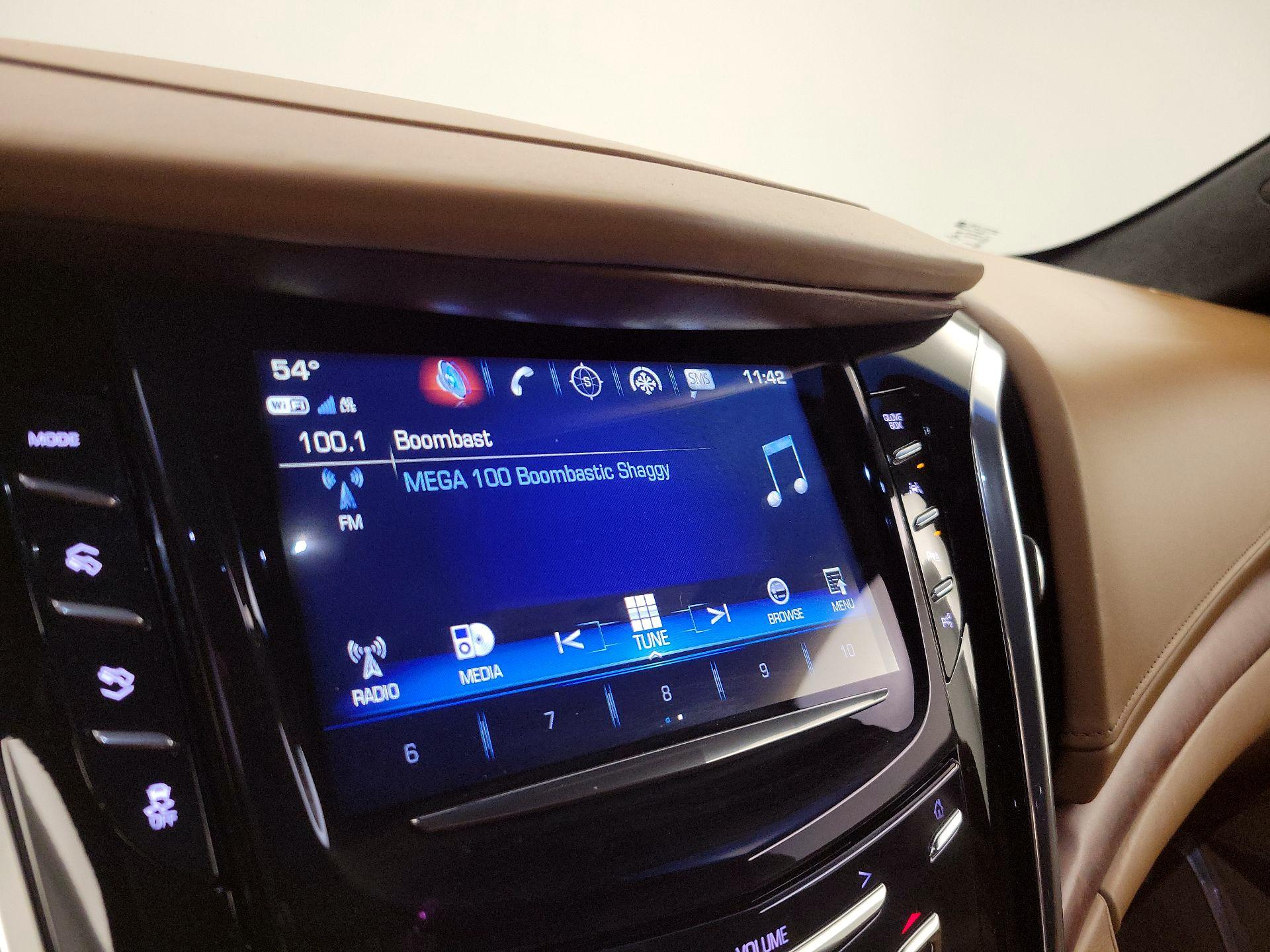 Thumbnail: 2017 Cadillac Escalade - 15