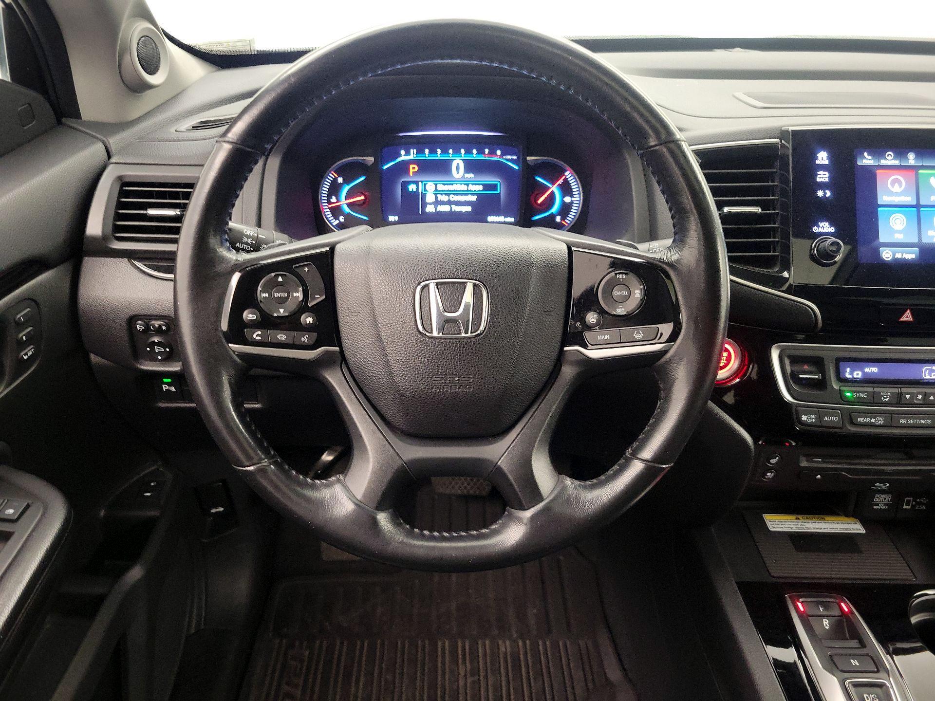 Thumbnail: 2019 Honda Pilot - 10