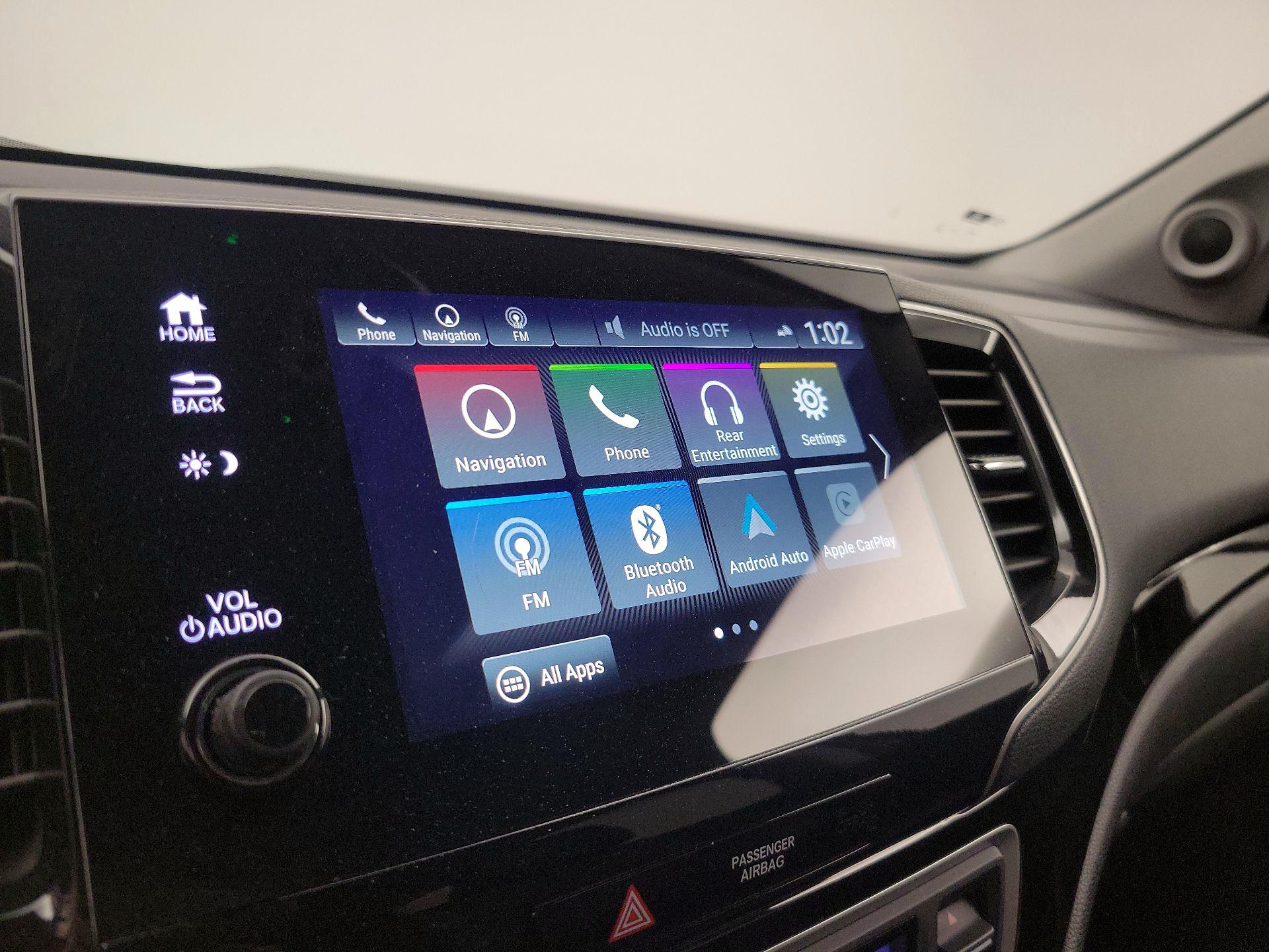 Thumbnail: 2019 Honda Pilot - 16
