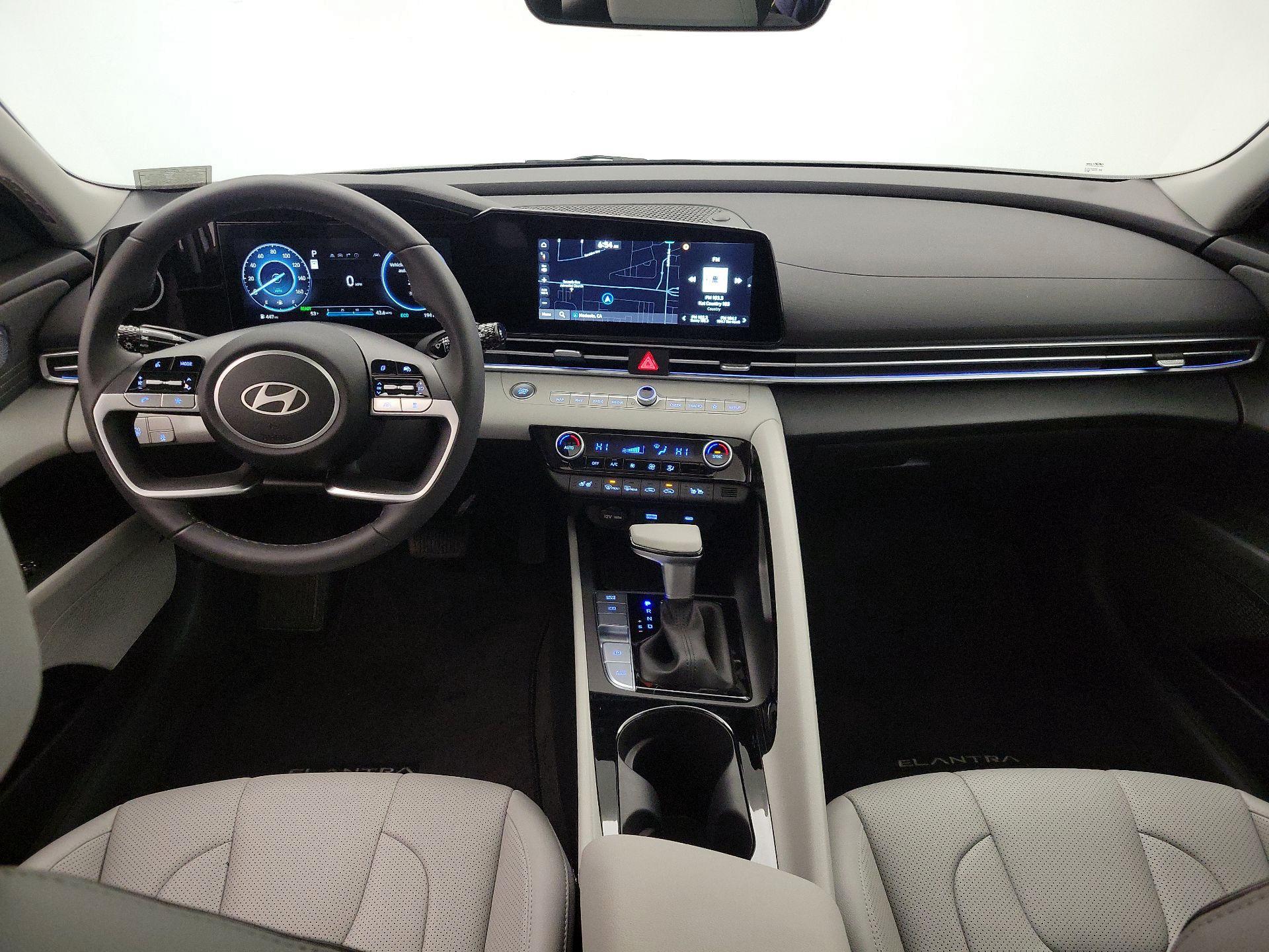 Thumbnail: 2025 Hyundai Elantra - 9