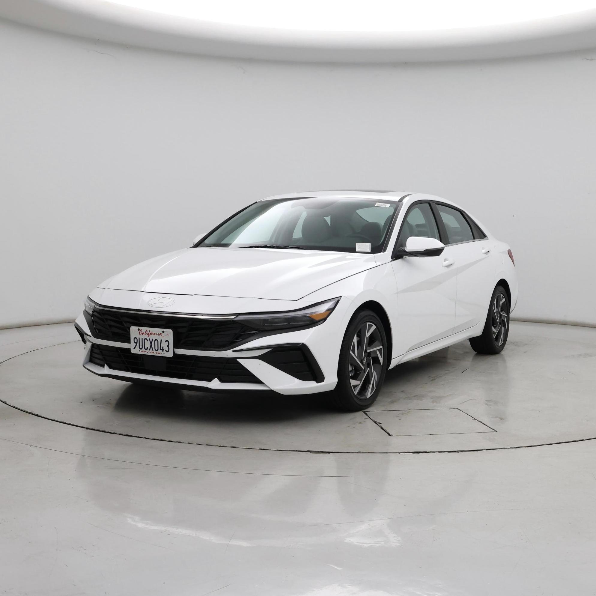 Thumbnail: 2025 Hyundai Elantra - 4