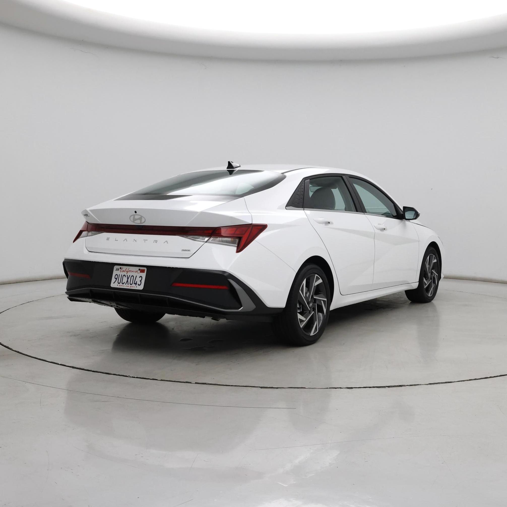 Thumbnail: 2025 Hyundai Elantra - 8