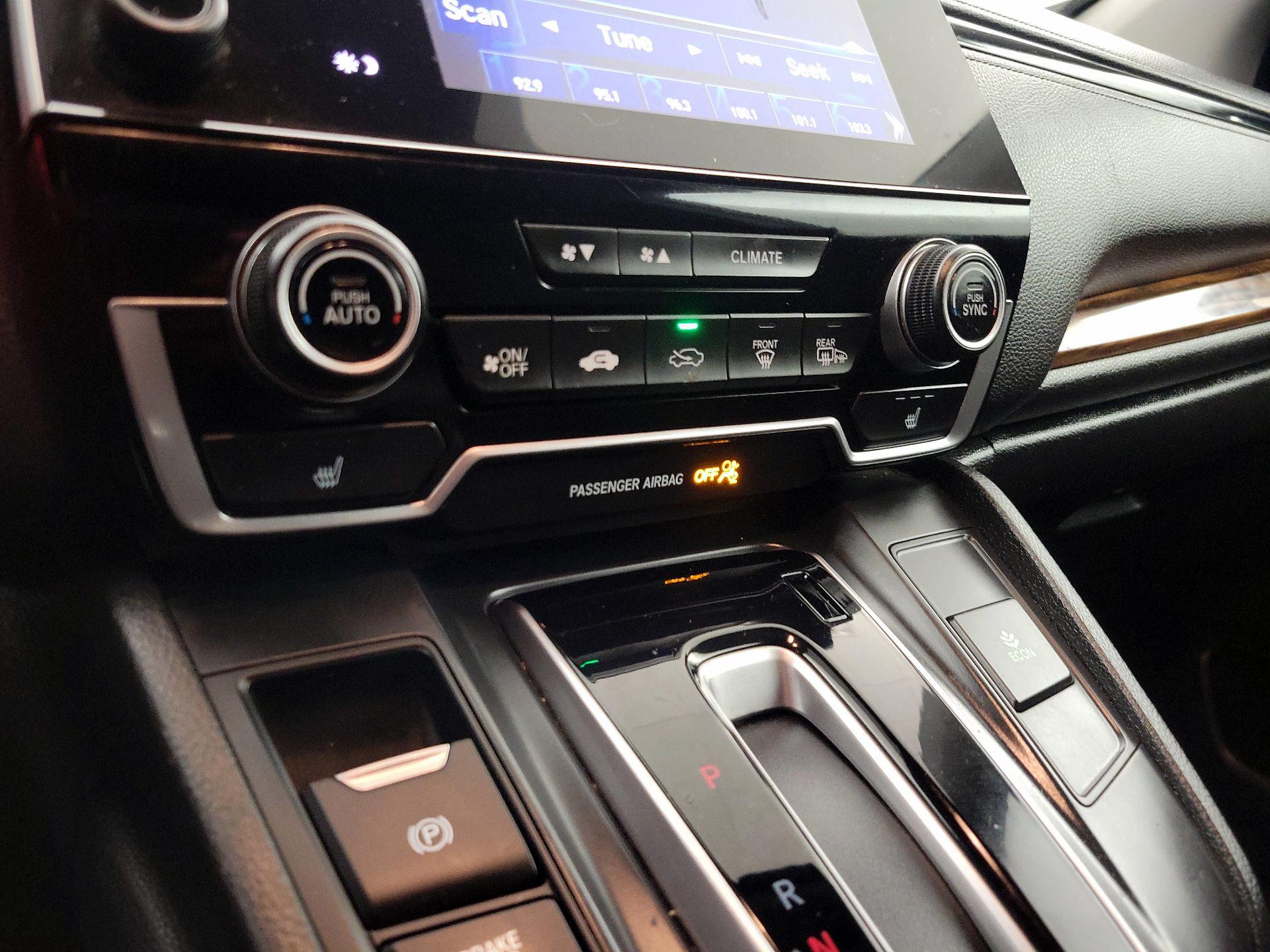 Thumbnail: 2017 Honda CR-V - 16