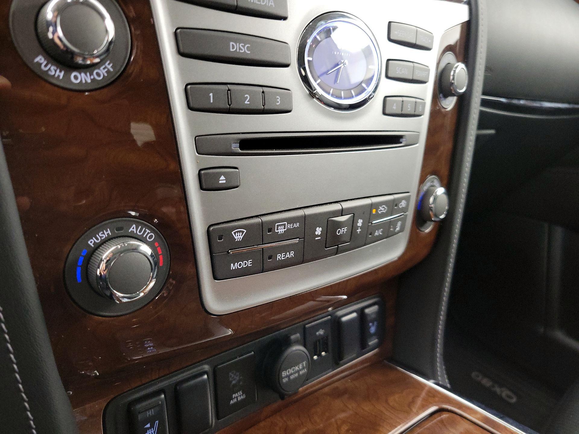 Thumbnail: 2019 INFINITI QX80 - 17
