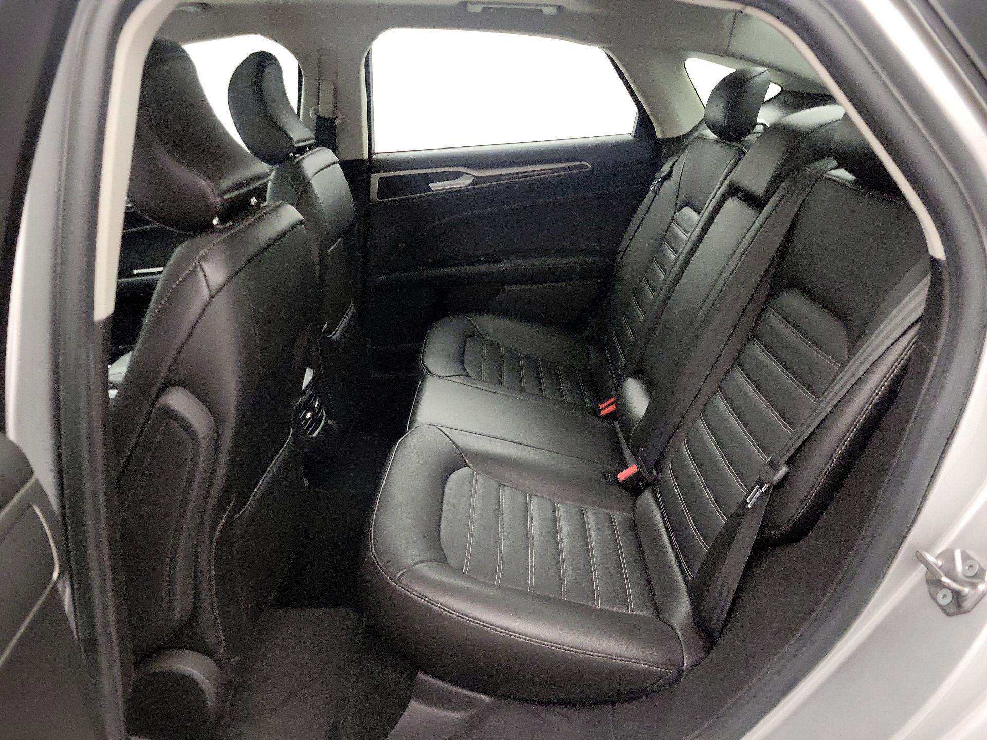 Thumbnail: 2016 Ford Fusion - 20