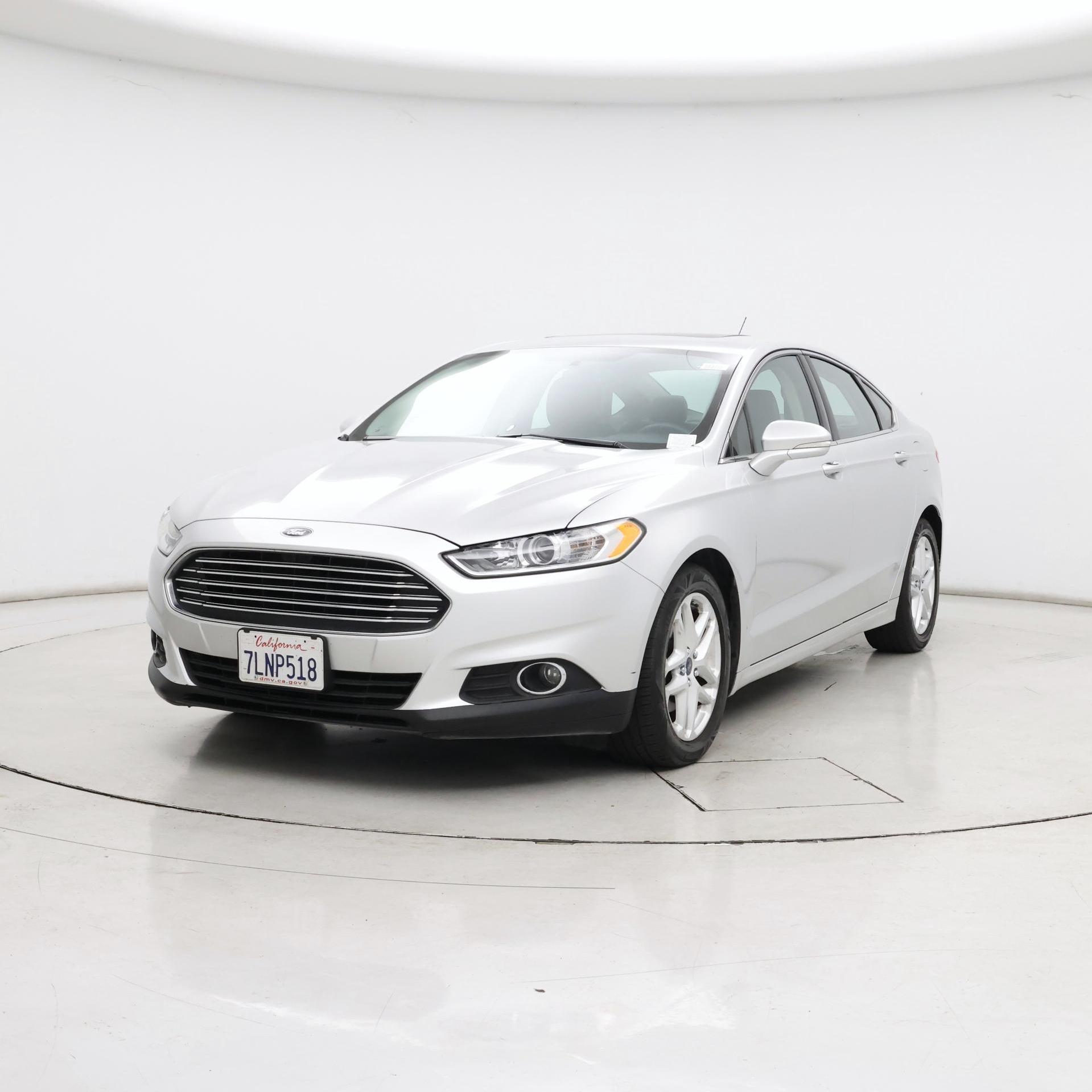 Thumbnail: 2016 Ford Fusion - 4
