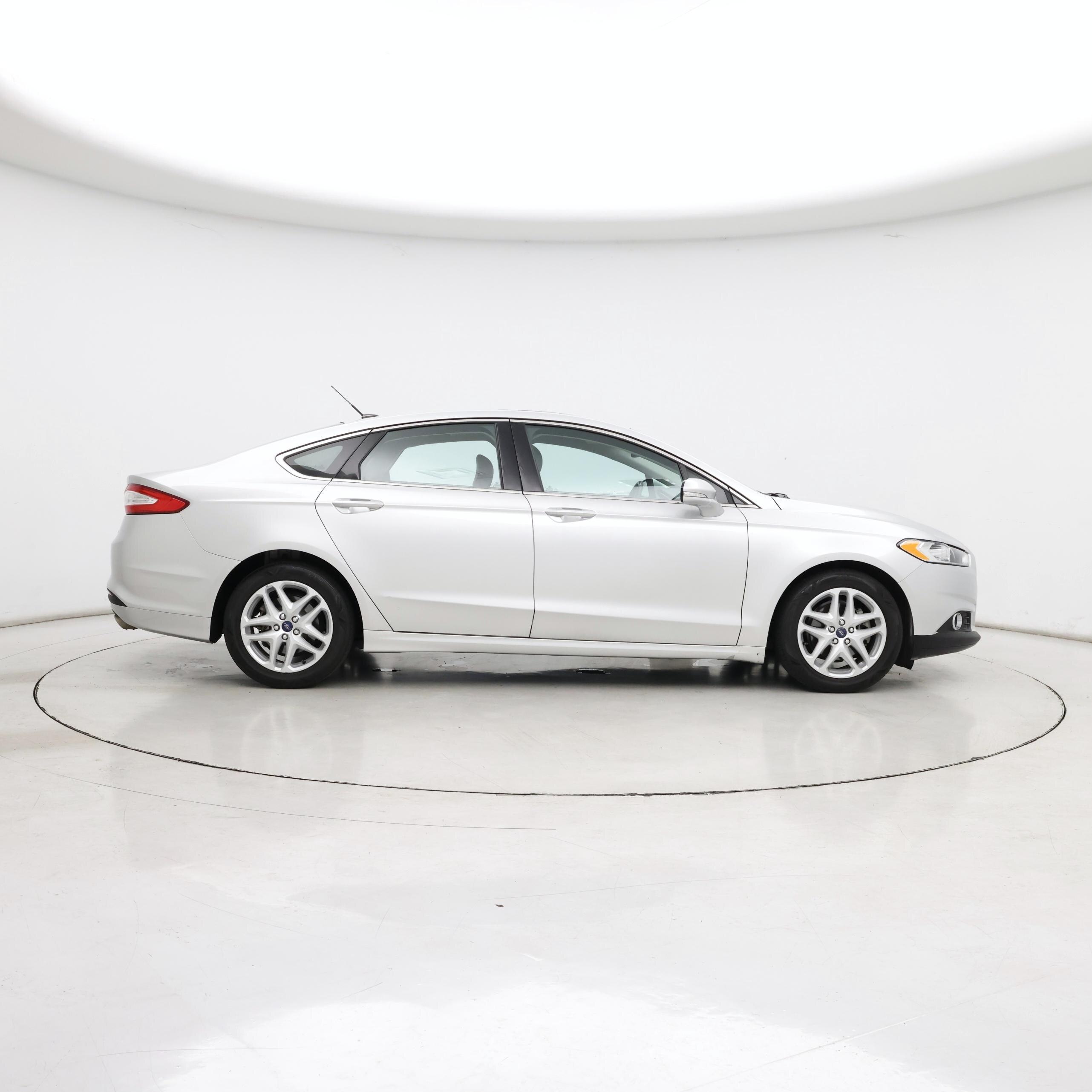 Thumbnail: 2016 Ford Fusion - 7