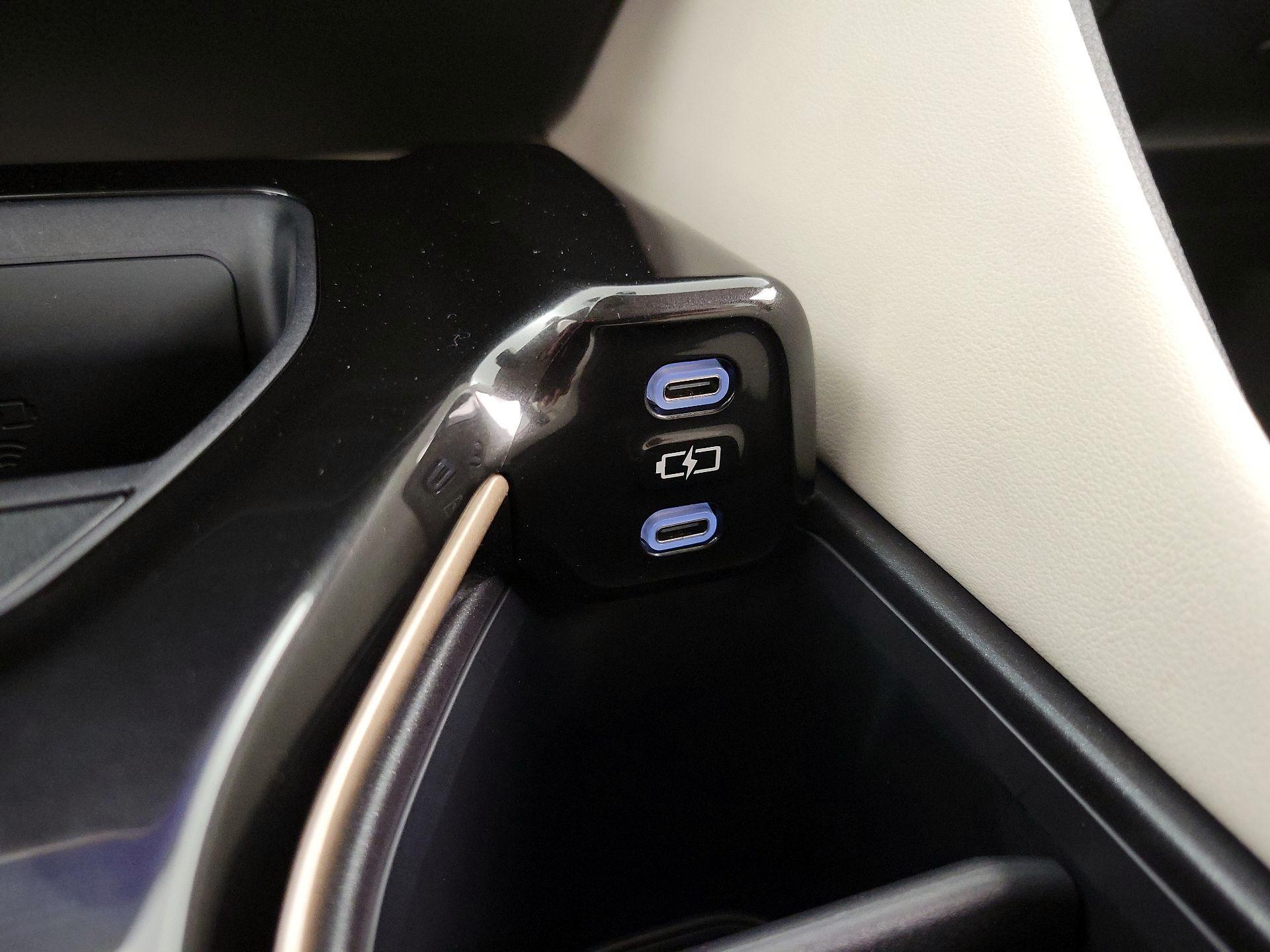 Thumbnail: 2025 Toyota Crown - 18