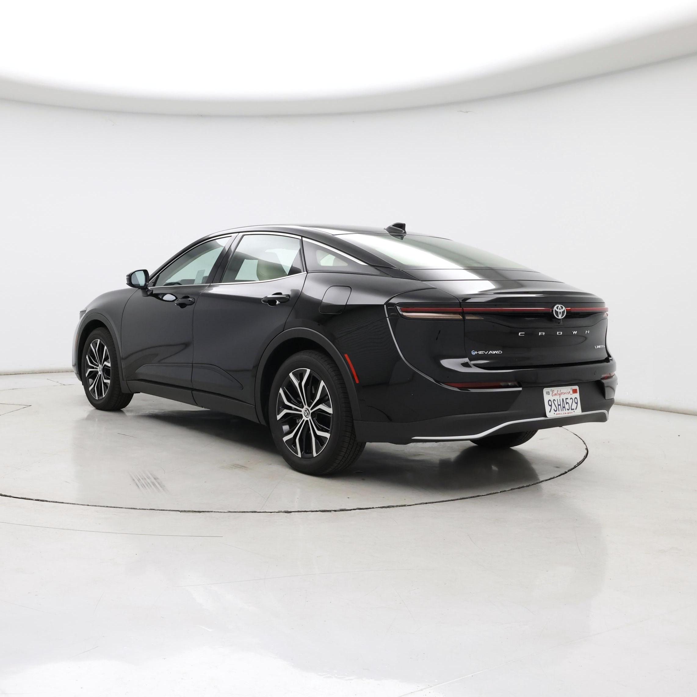 Thumbnail: 2025 Toyota Crown - 2