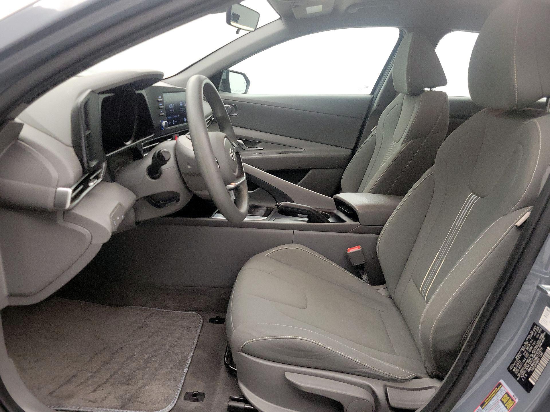 Thumbnail: 2021 Hyundai Elantra - 11