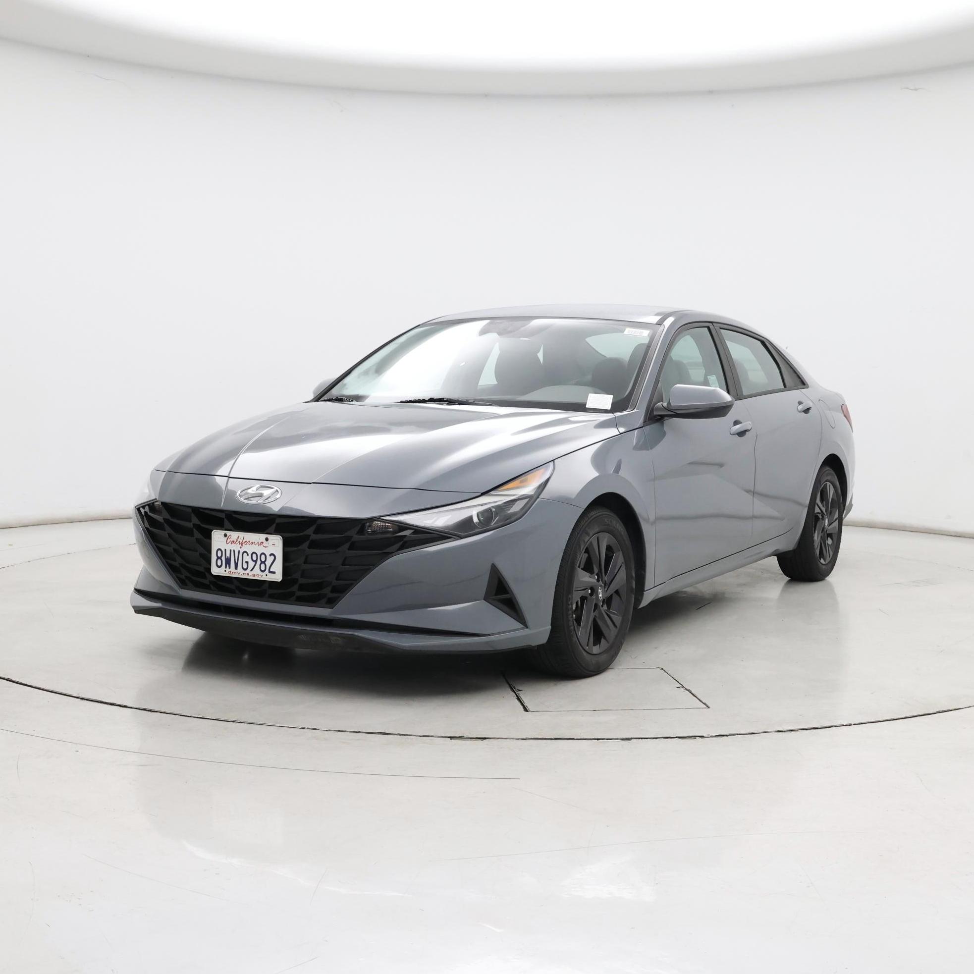 Thumbnail: 2021 Hyundai Elantra - 4