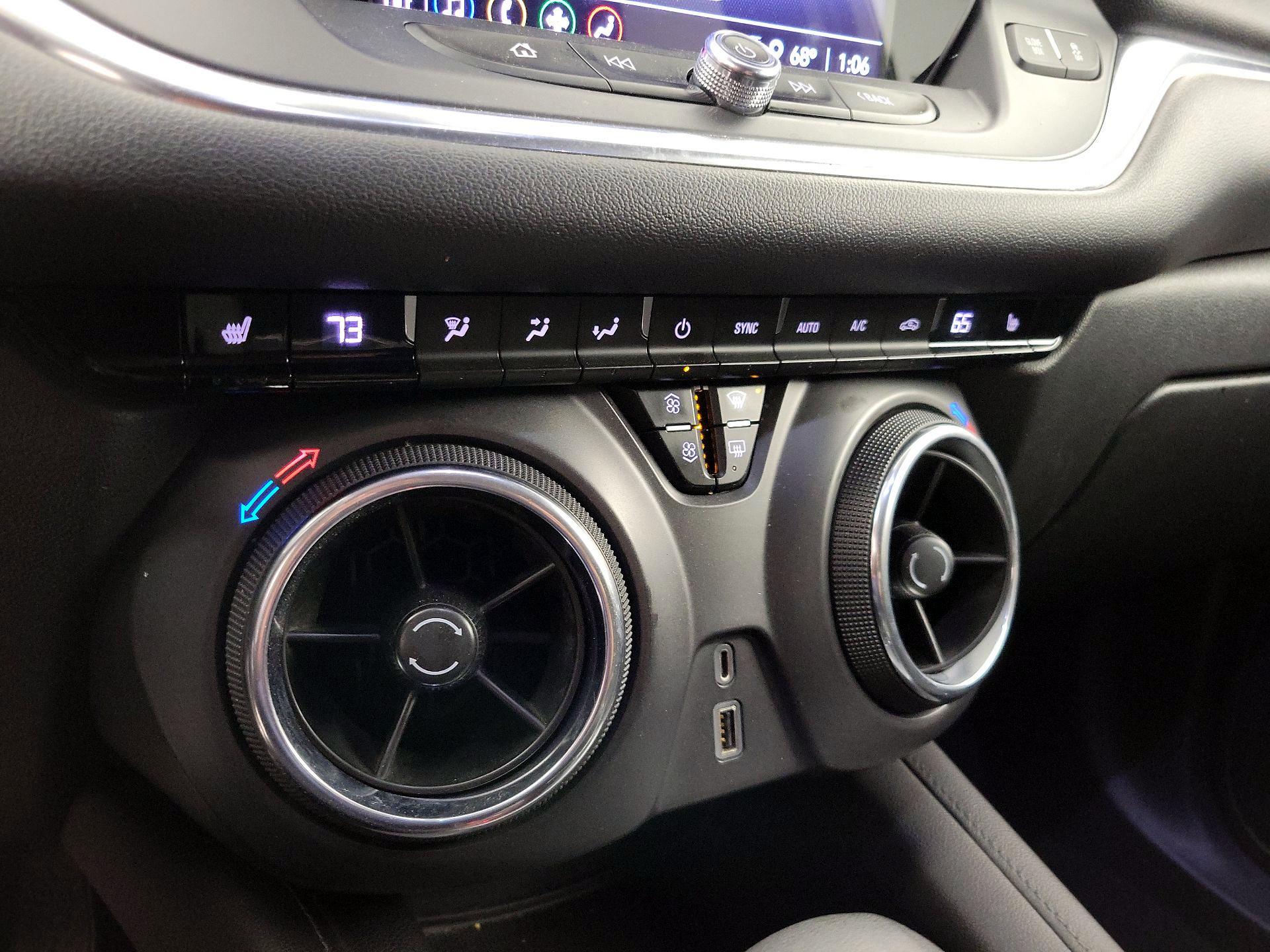 Thumbnail: 2021 Chevrolet Blazer - 16