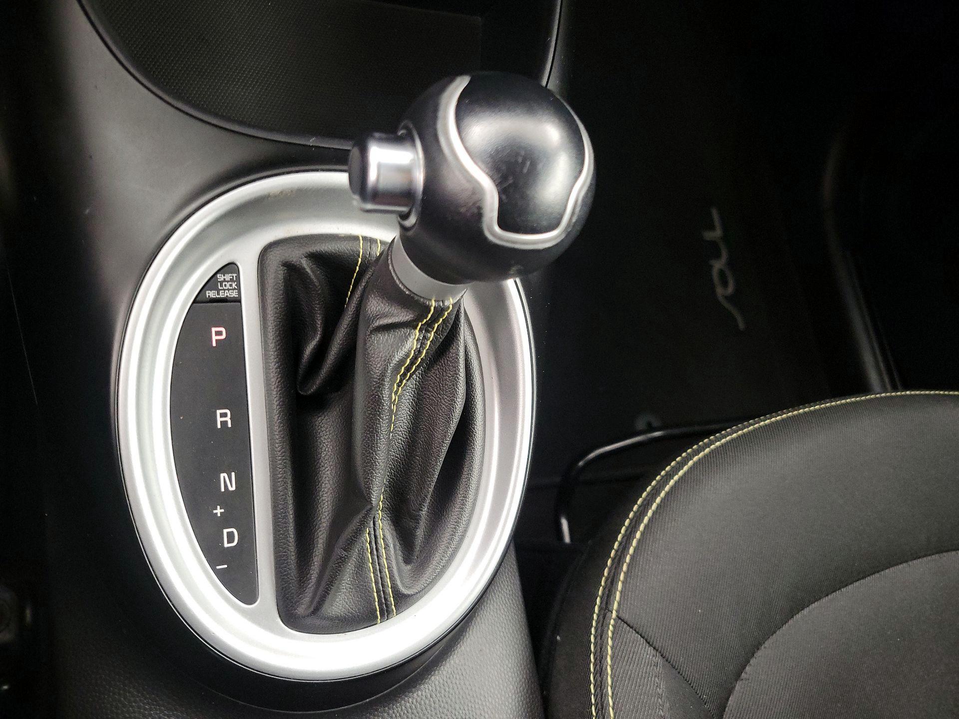 Thumbnail: 2016 Kia Soul - 17