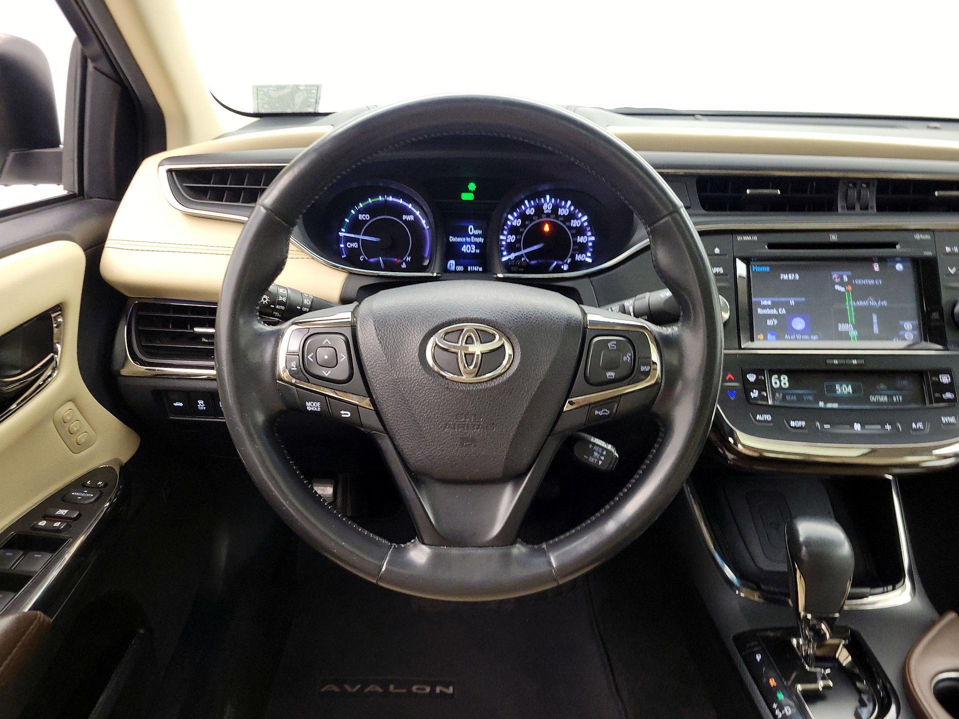 Thumbnail: 2015 Toyota Avalon - 10