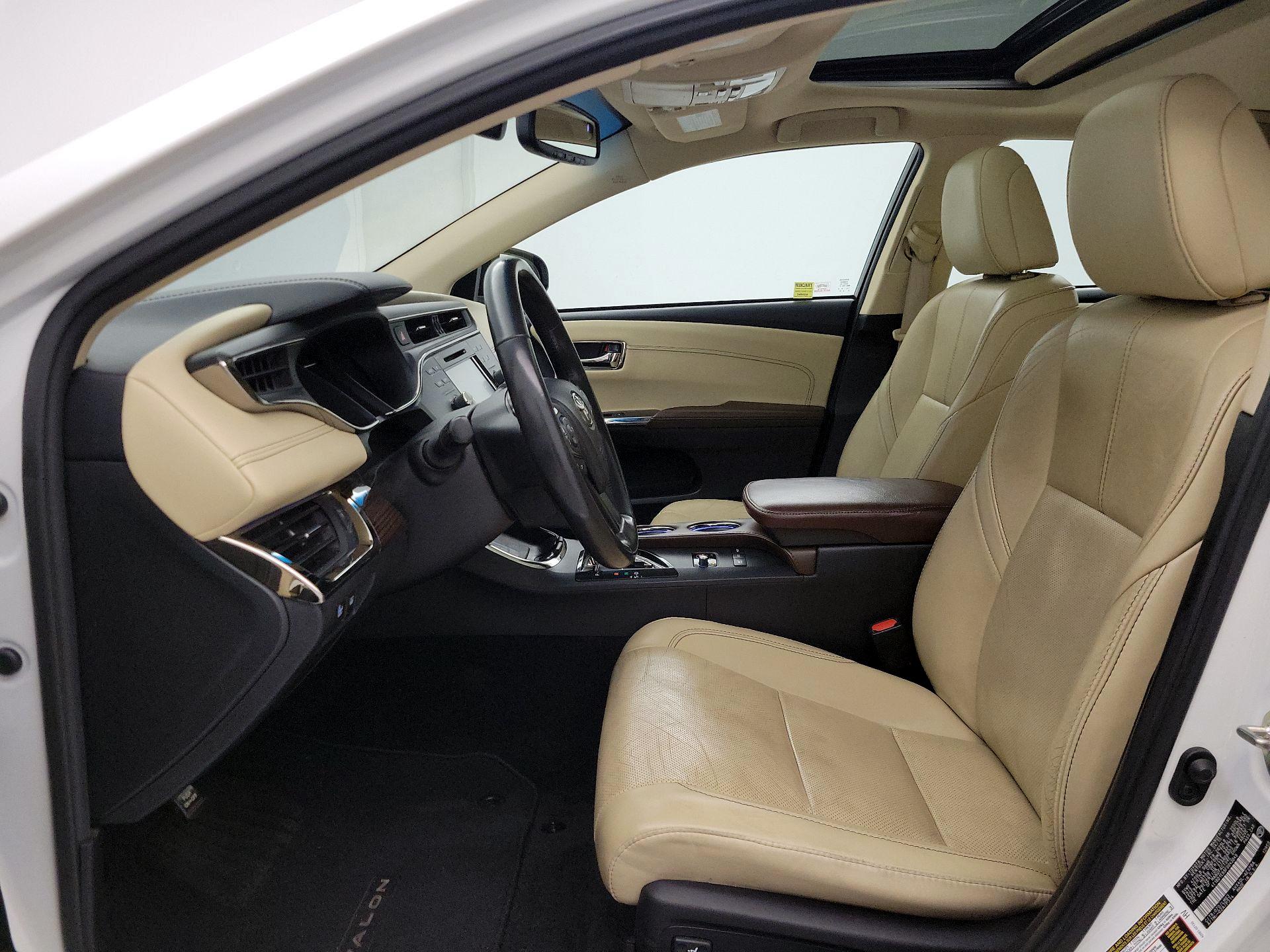 Thumbnail: 2015 Toyota Avalon - 11