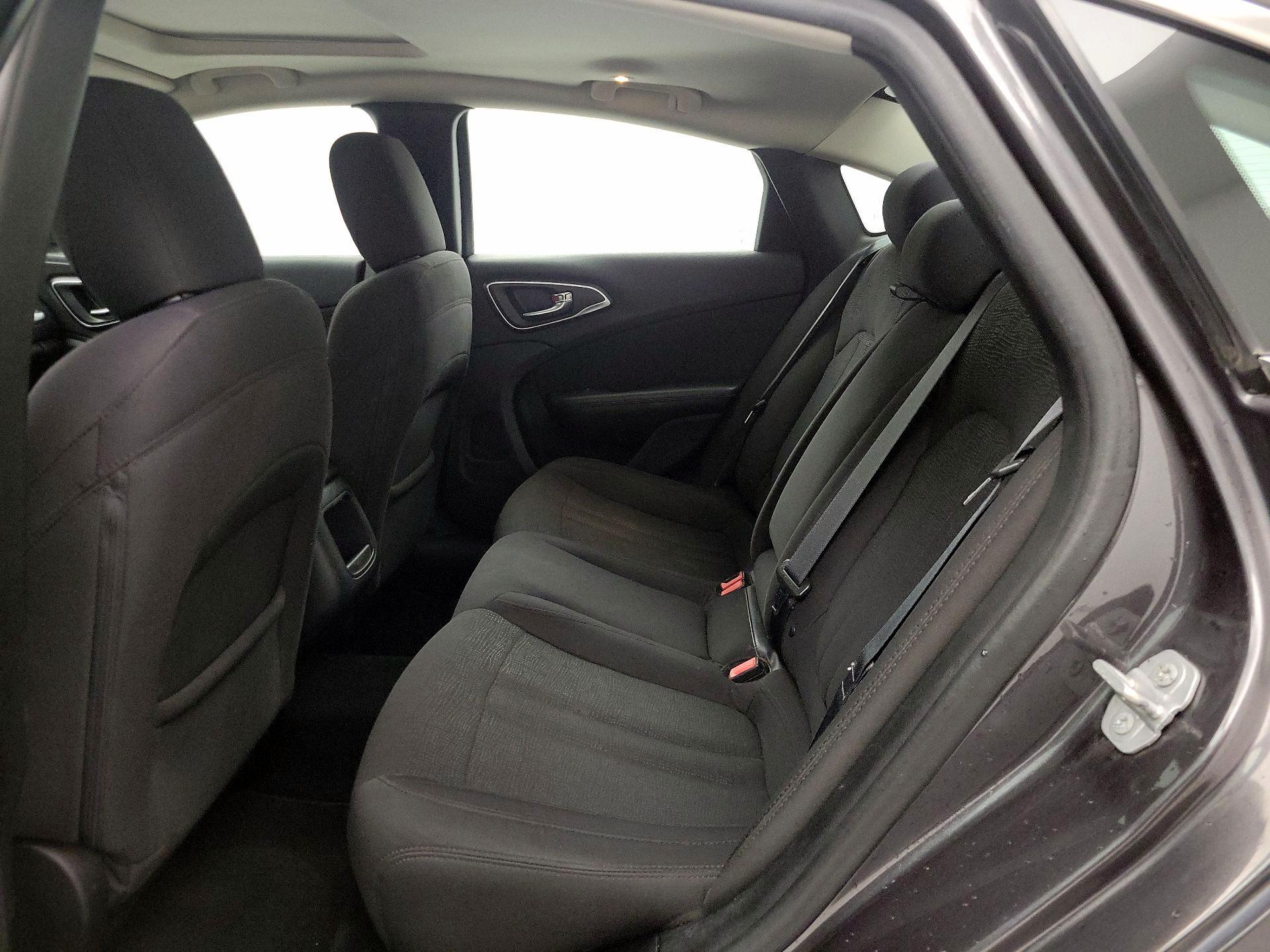 Thumbnail: 2015 Chrysler 200 - 20