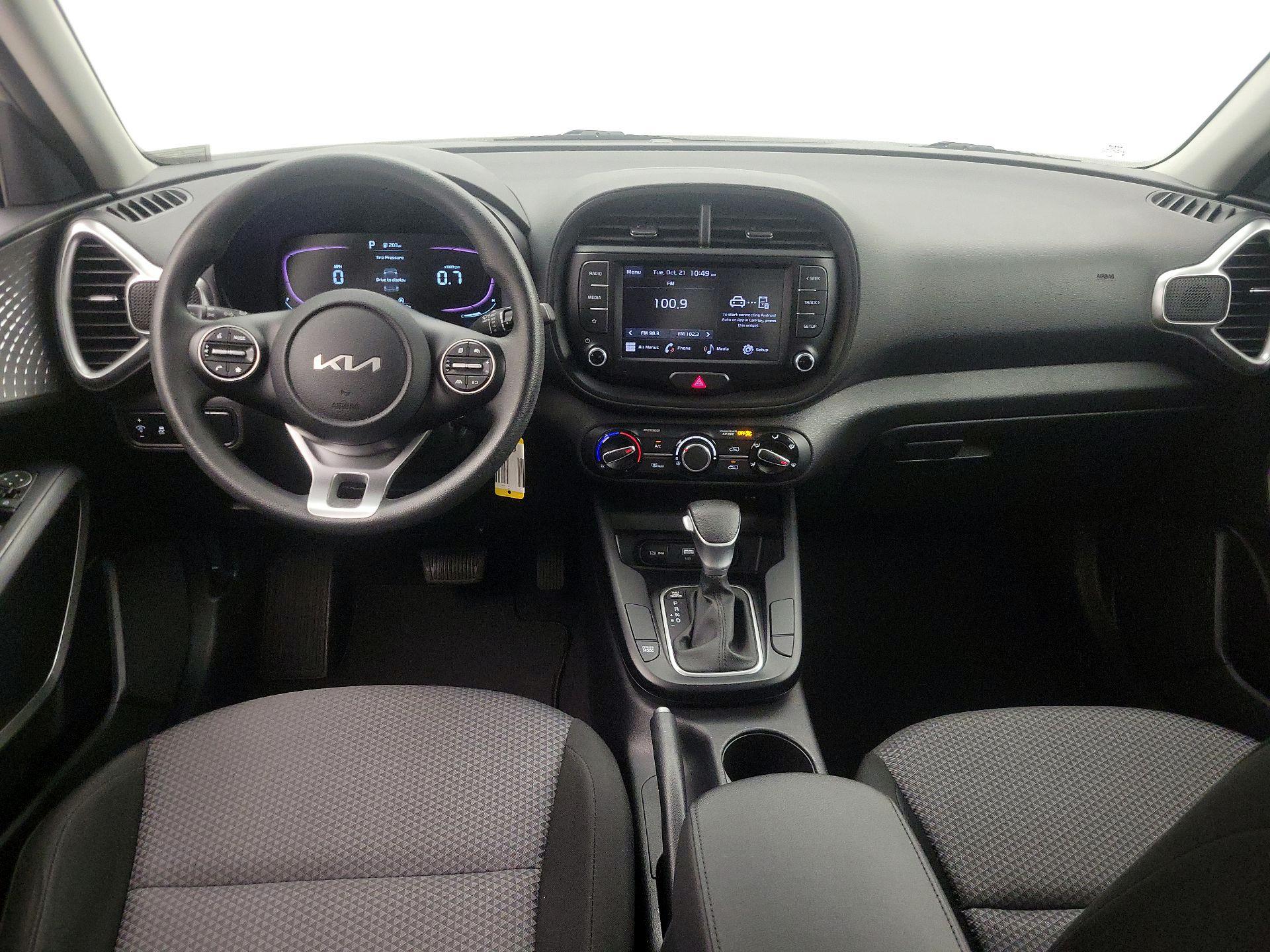 Thumbnail: 2023 Kia Soul - 9
