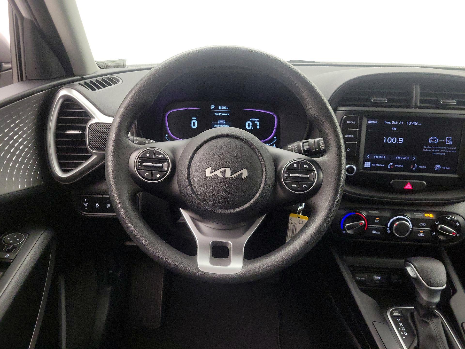 Thumbnail: 2023 Kia Soul - 10